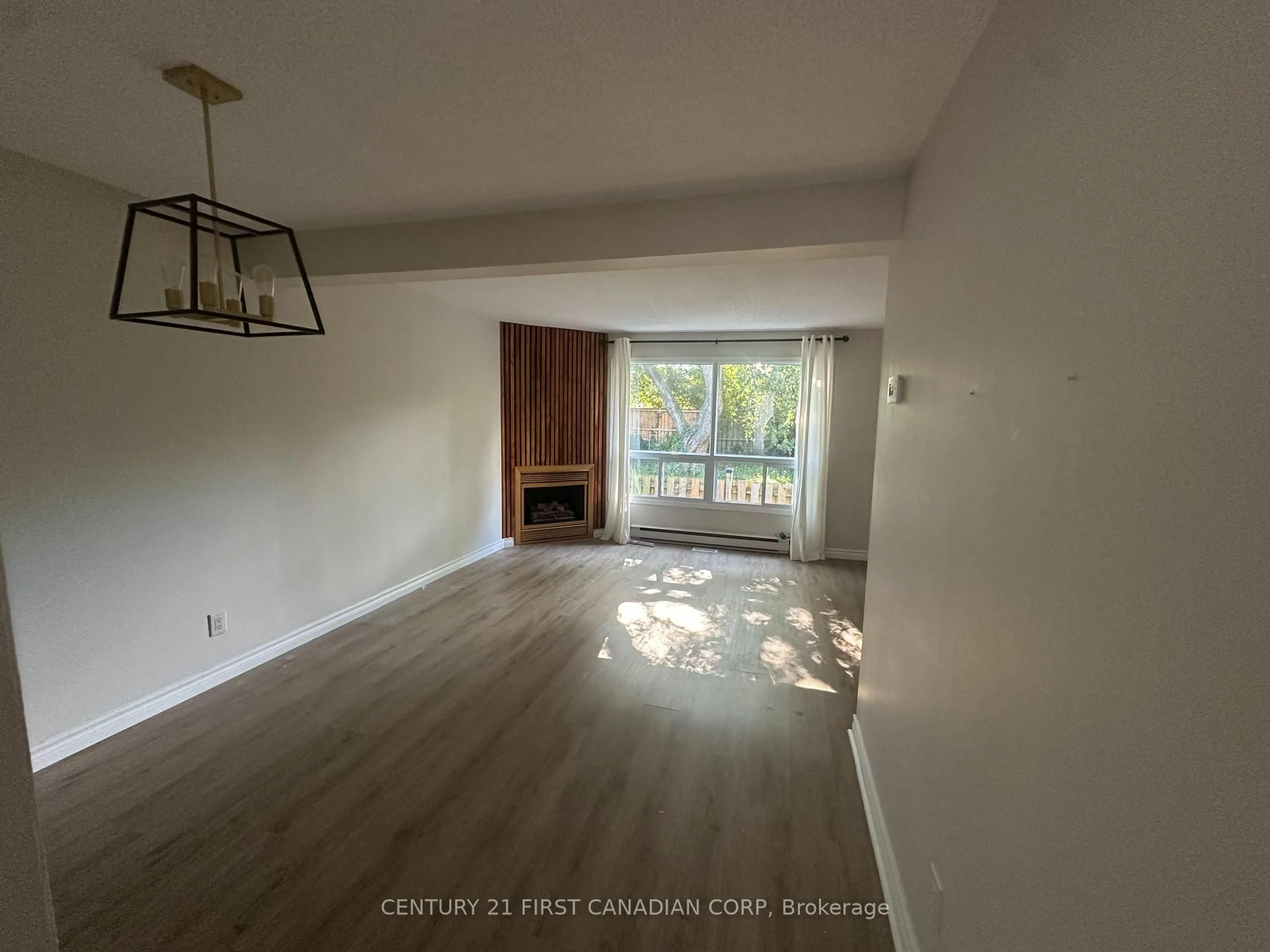 A pic of a room for 135 Belmont Dr #7, London South Ontario N6J 4J3