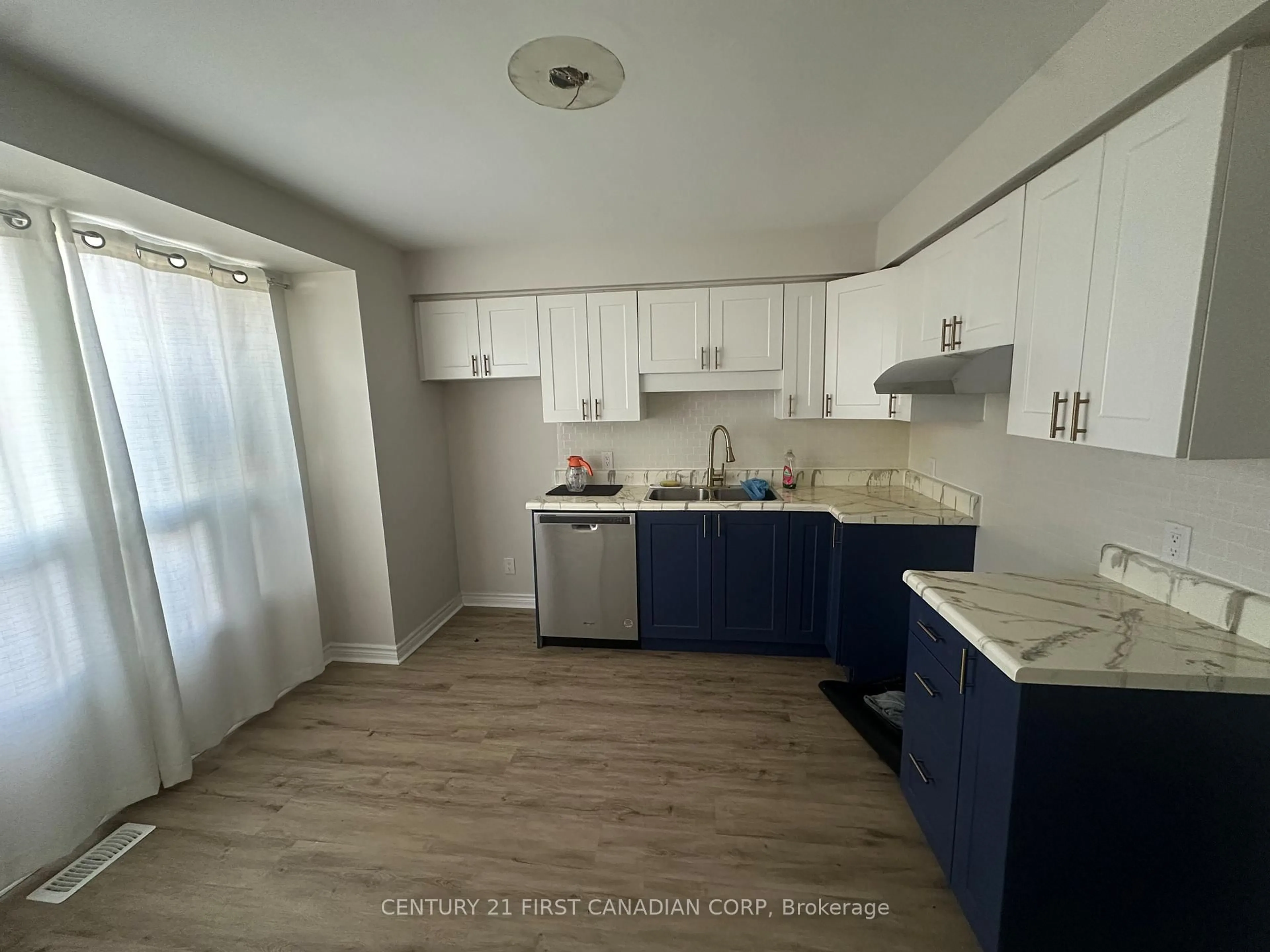 Unknown for 135 Belmont Dr #7, London South Ontario N6J 4J3