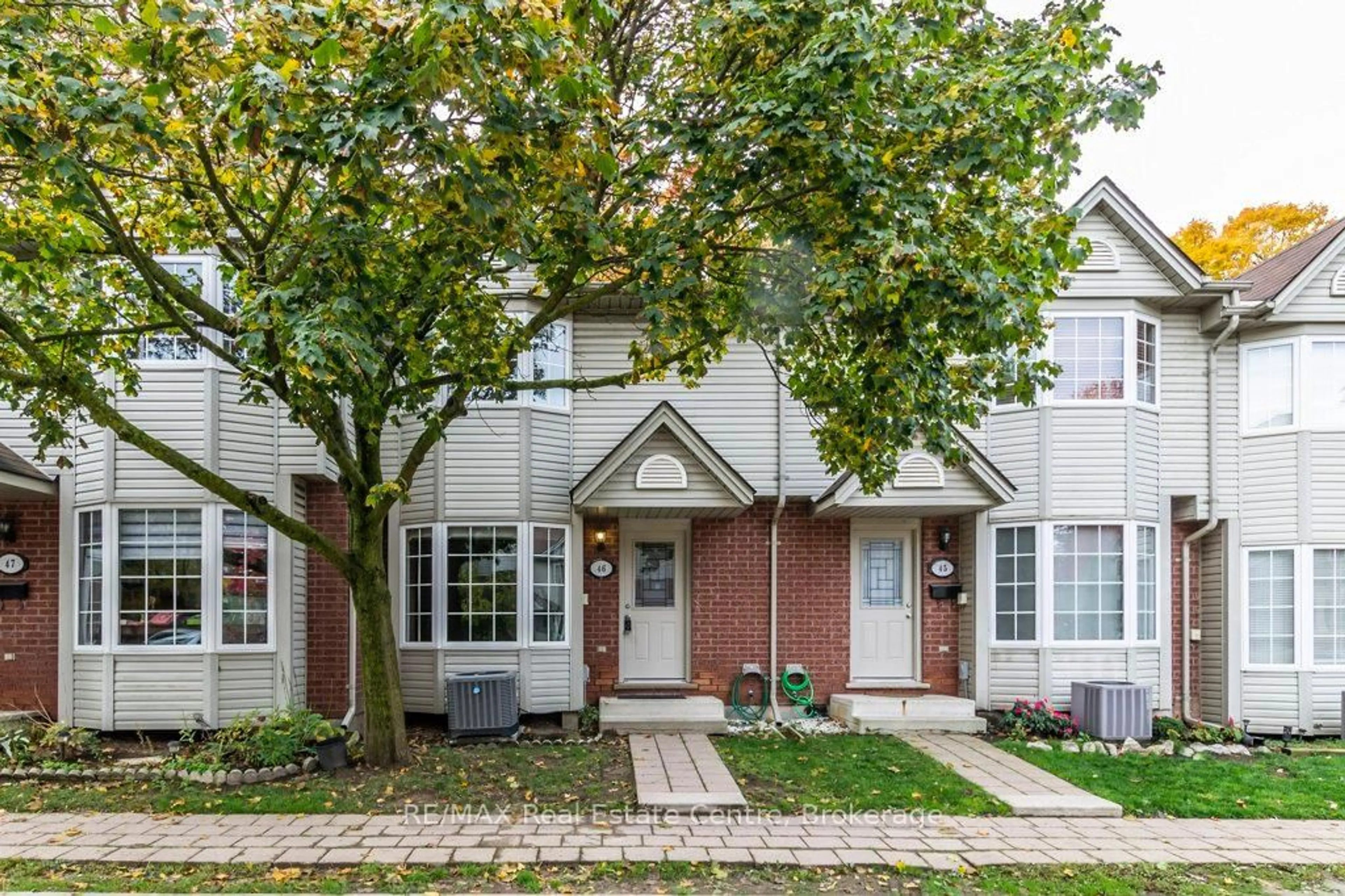 Home with brick exterior material, street for 235 Saginaw Pkwy #46, Cambridge Ontario N1T 1X4