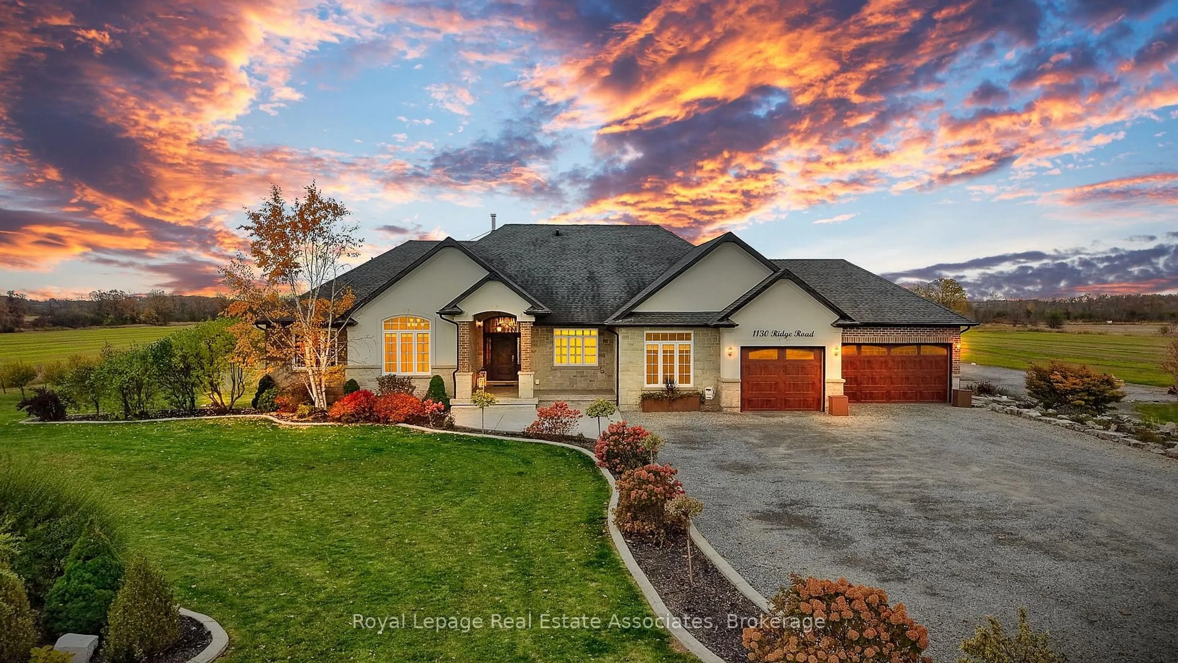 Unknown for 1130 Ridge Rd, Hamilton Ontario L8J 2X5