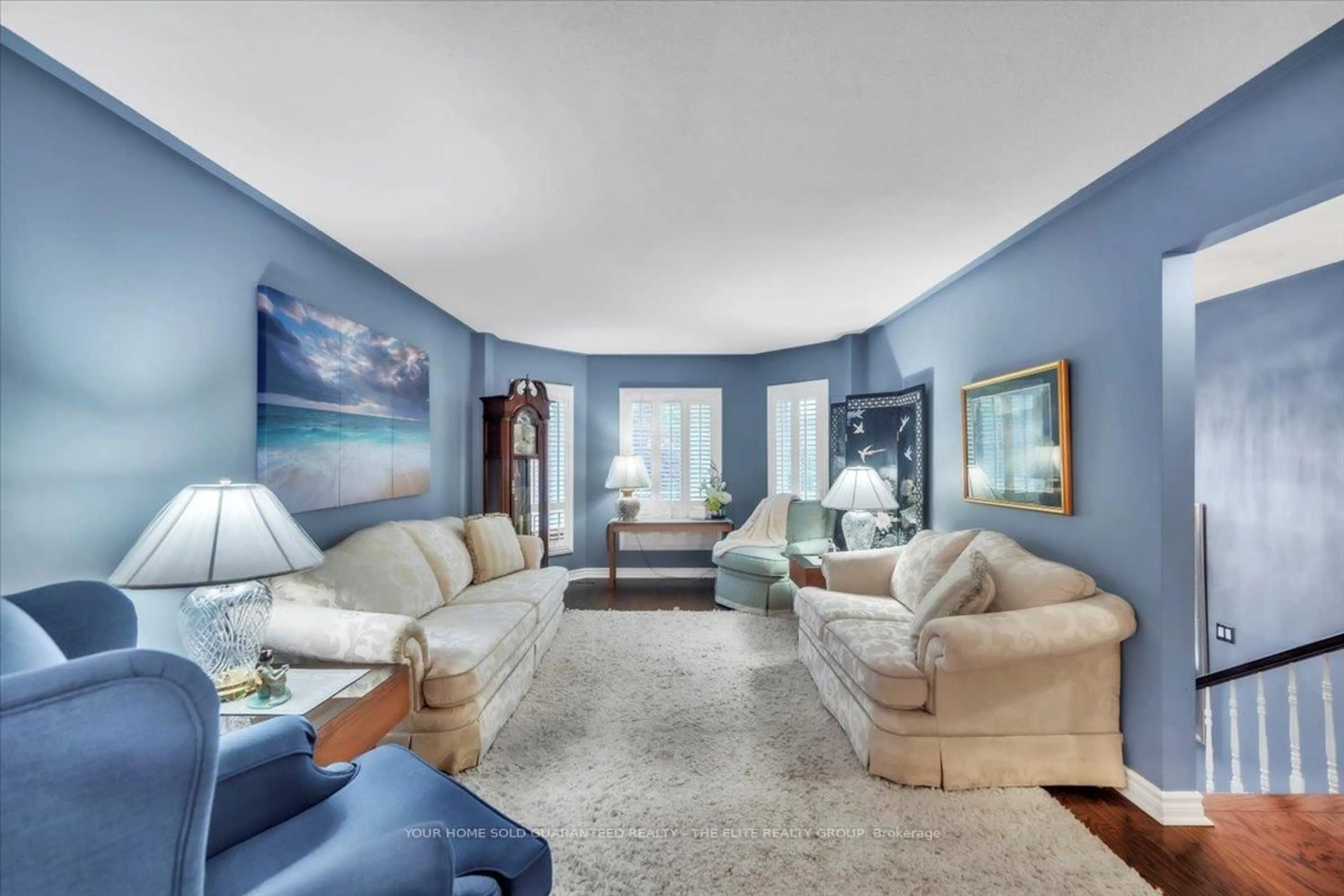 Living room with furniture, unknown for 1146 Line Ave, Pelham Ontario L3C 3C4