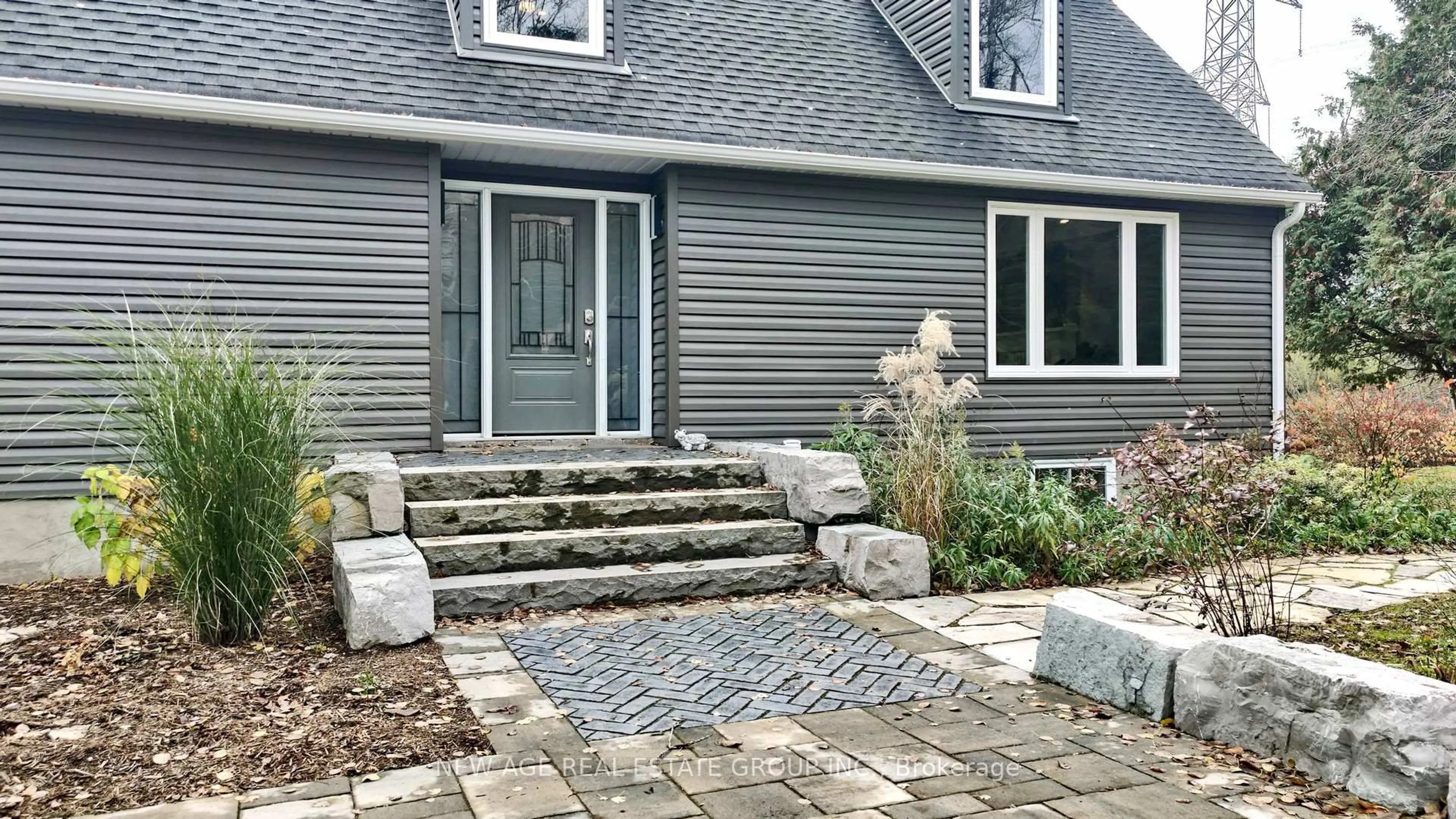 Unknown for 9045 Sideroad 17 Sdrd, Erin Ontario N0B 1Z0