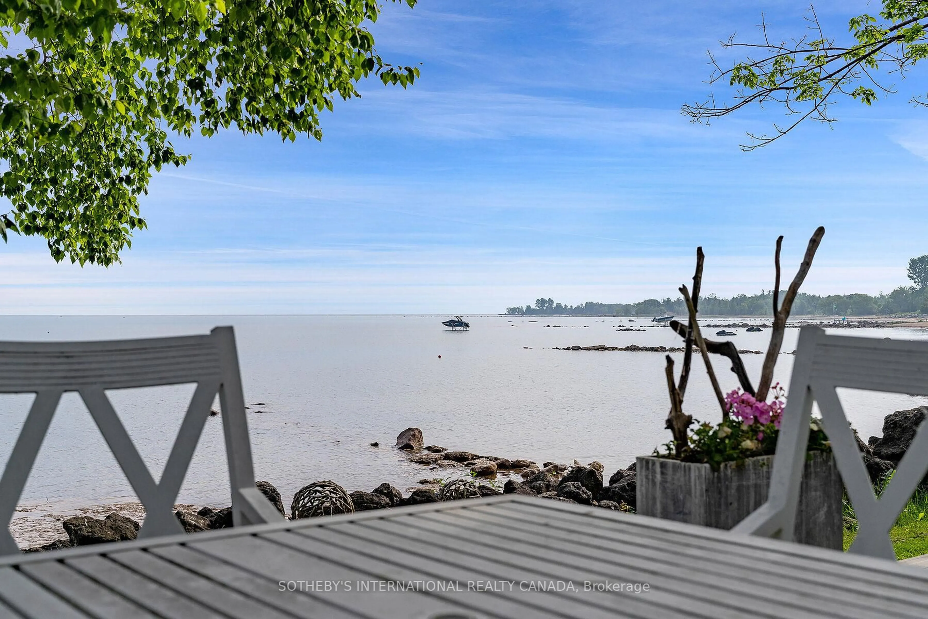 Patio, water/lake/river/ocean view for 209733 HIGHWAY 26, Blue Mountains Ontario L9Y 0M8