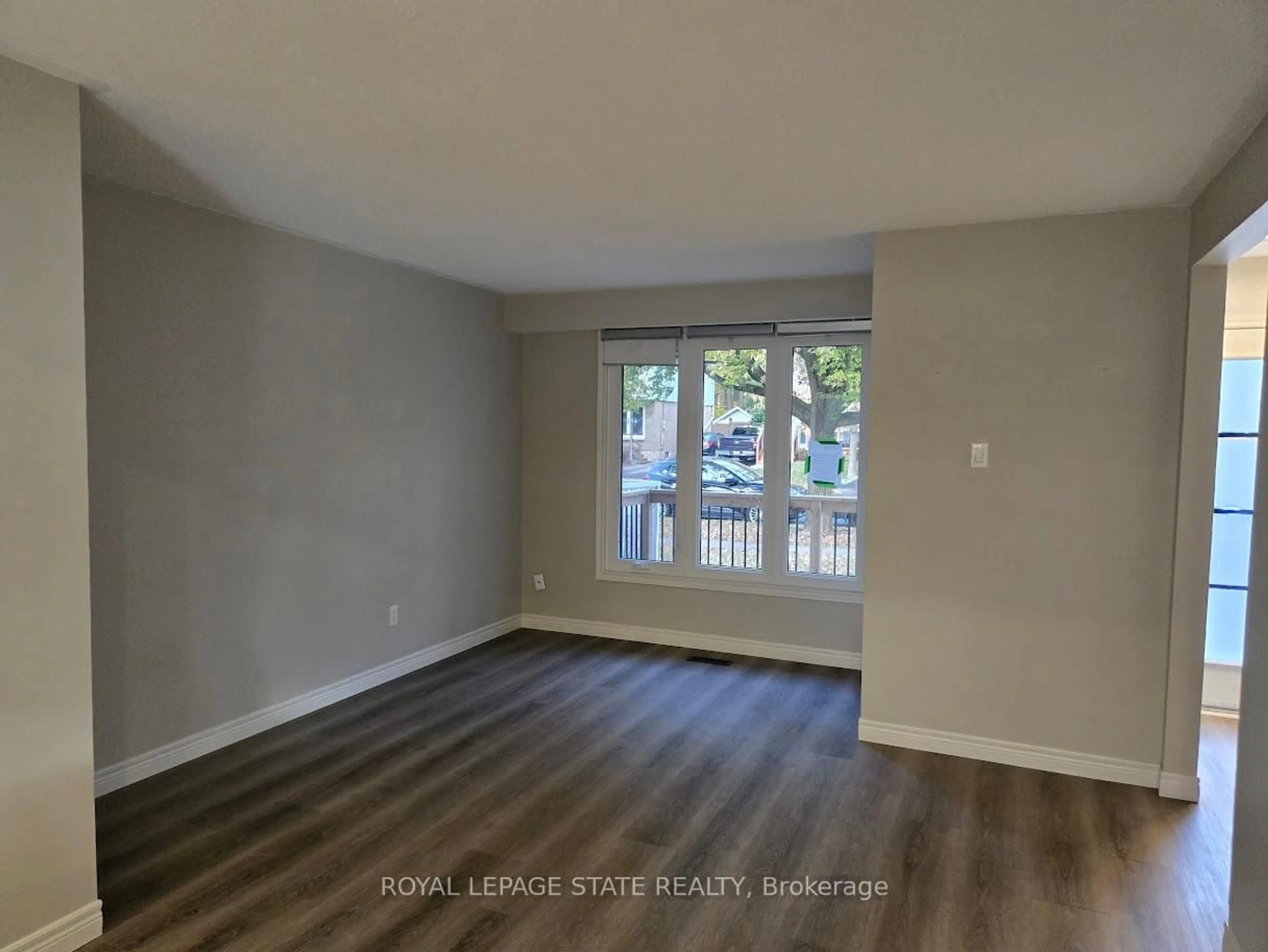 A pic of a room for 74 Silvan Dr, Welland Ontario L3C 6C3