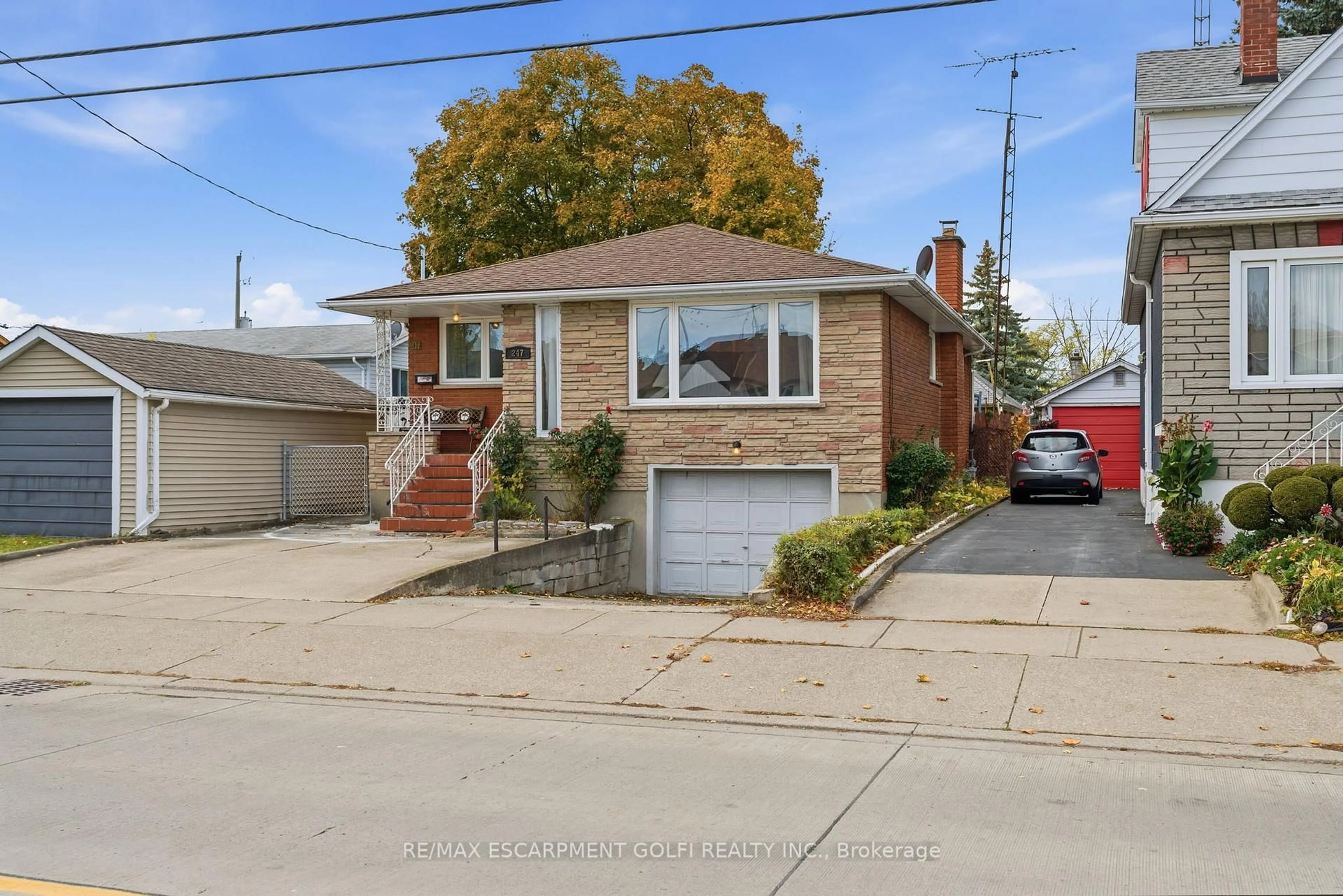 Home with brick exterior material, street for 247 Grantham Ave, St. Catharines Ontario L2M 4Z6