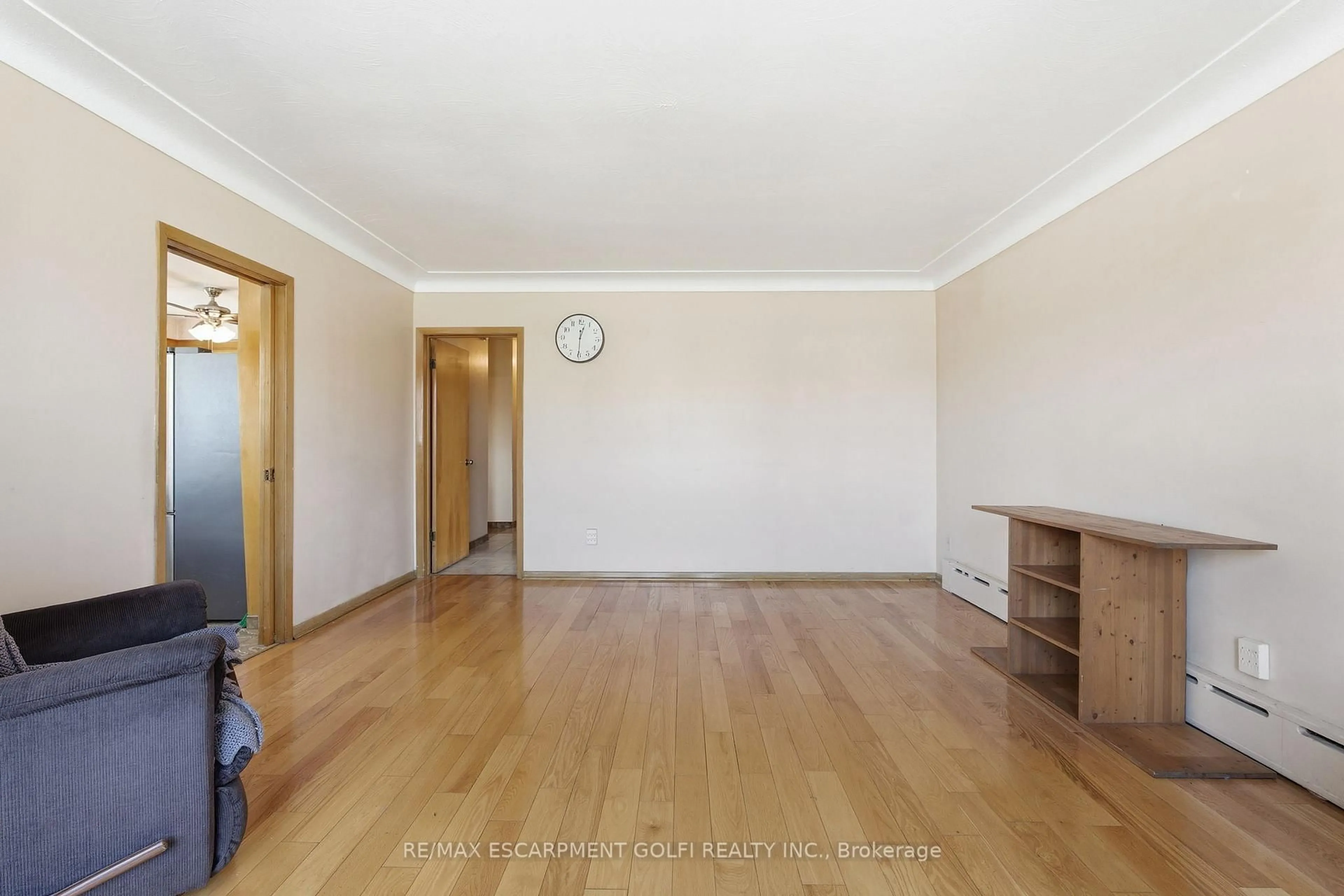 A pic of a room for 247 Grantham Ave, St. Catharines Ontario L2M 4Z6