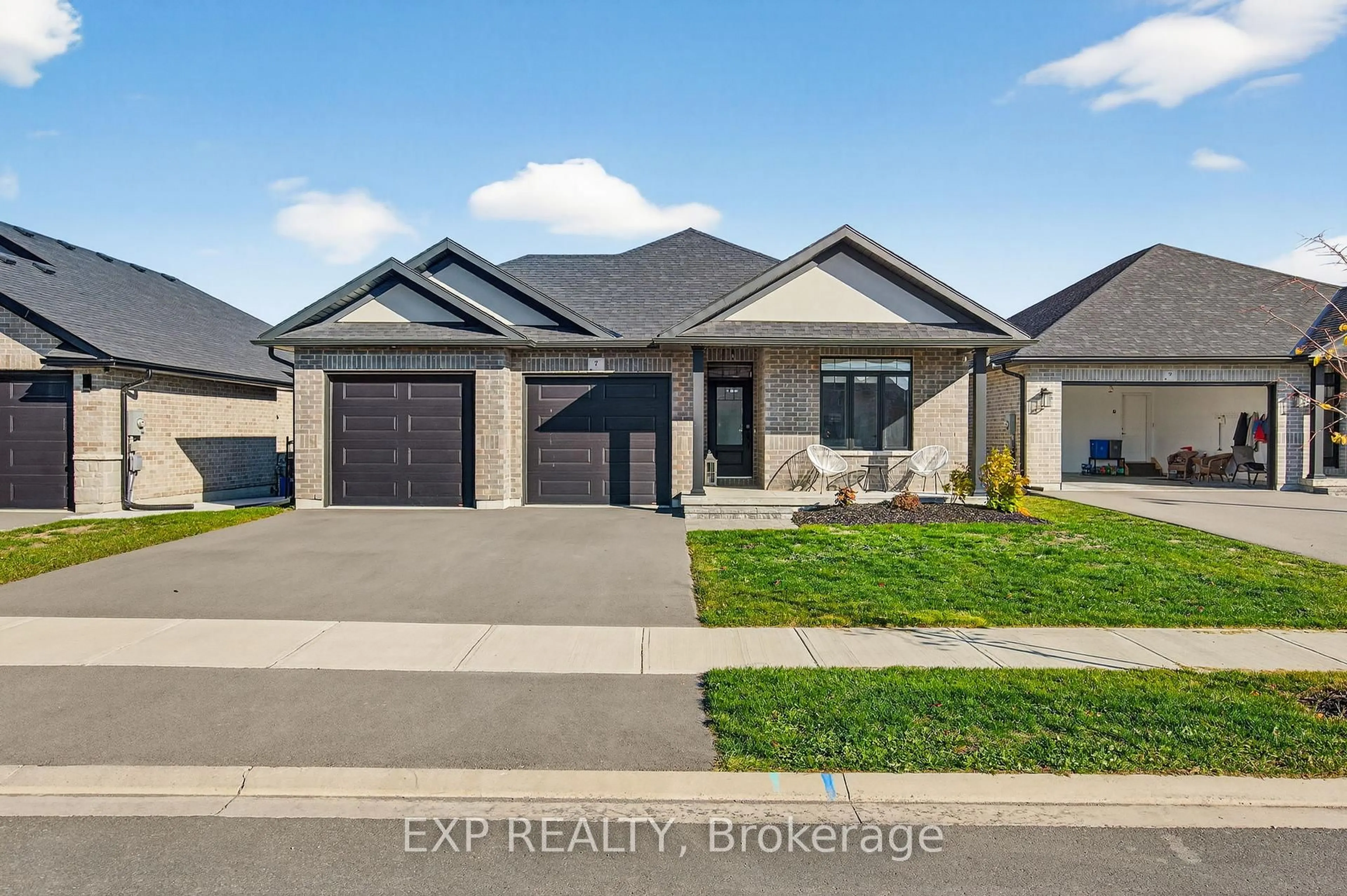 Home with brick exterior material, street for 7 Mavety Crt, Belleville Ontario K8N 0R6