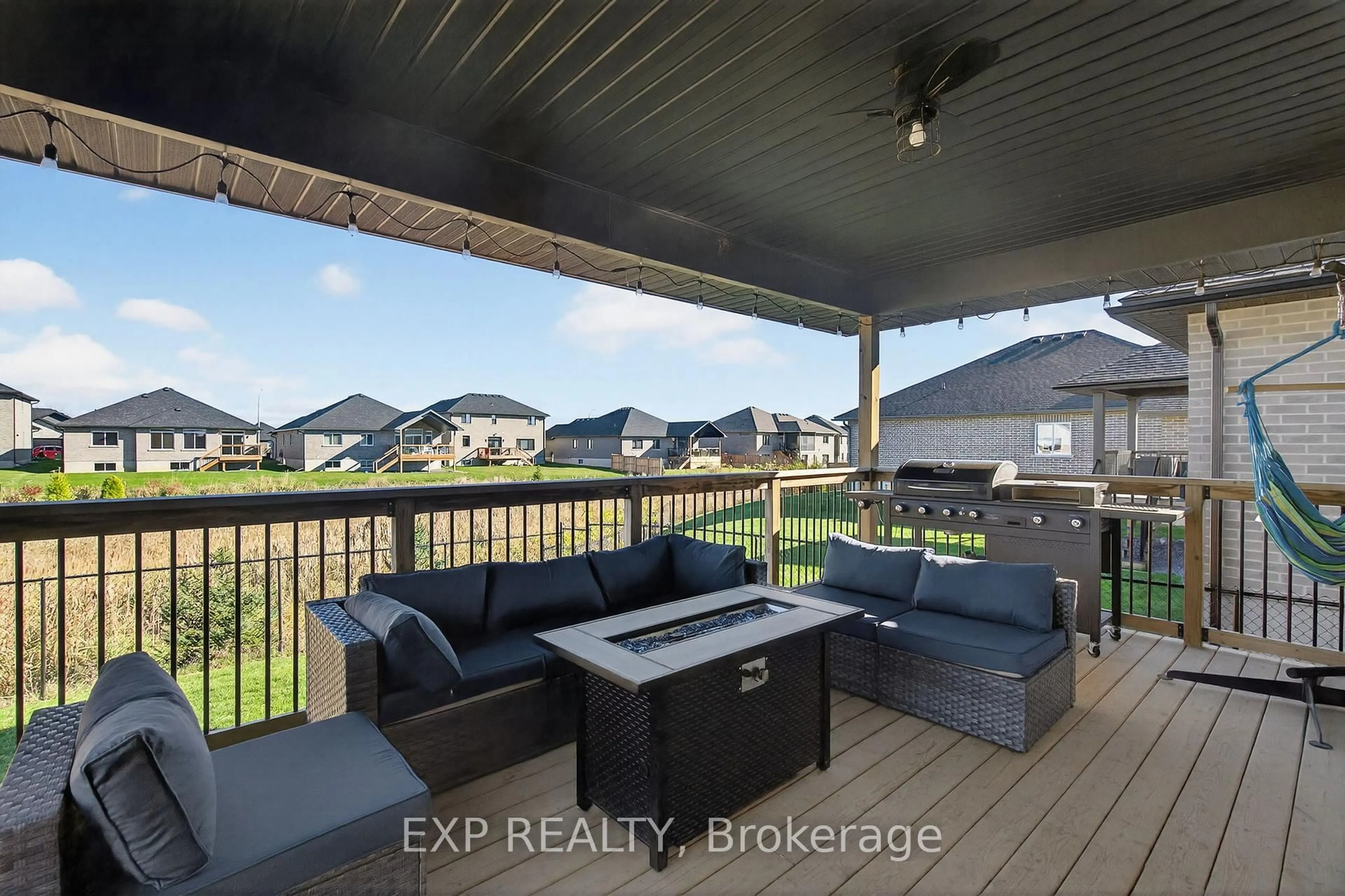 Patio, water/lake/river/ocean view for 7 Mavety Crt, Belleville Ontario K8N 0R6