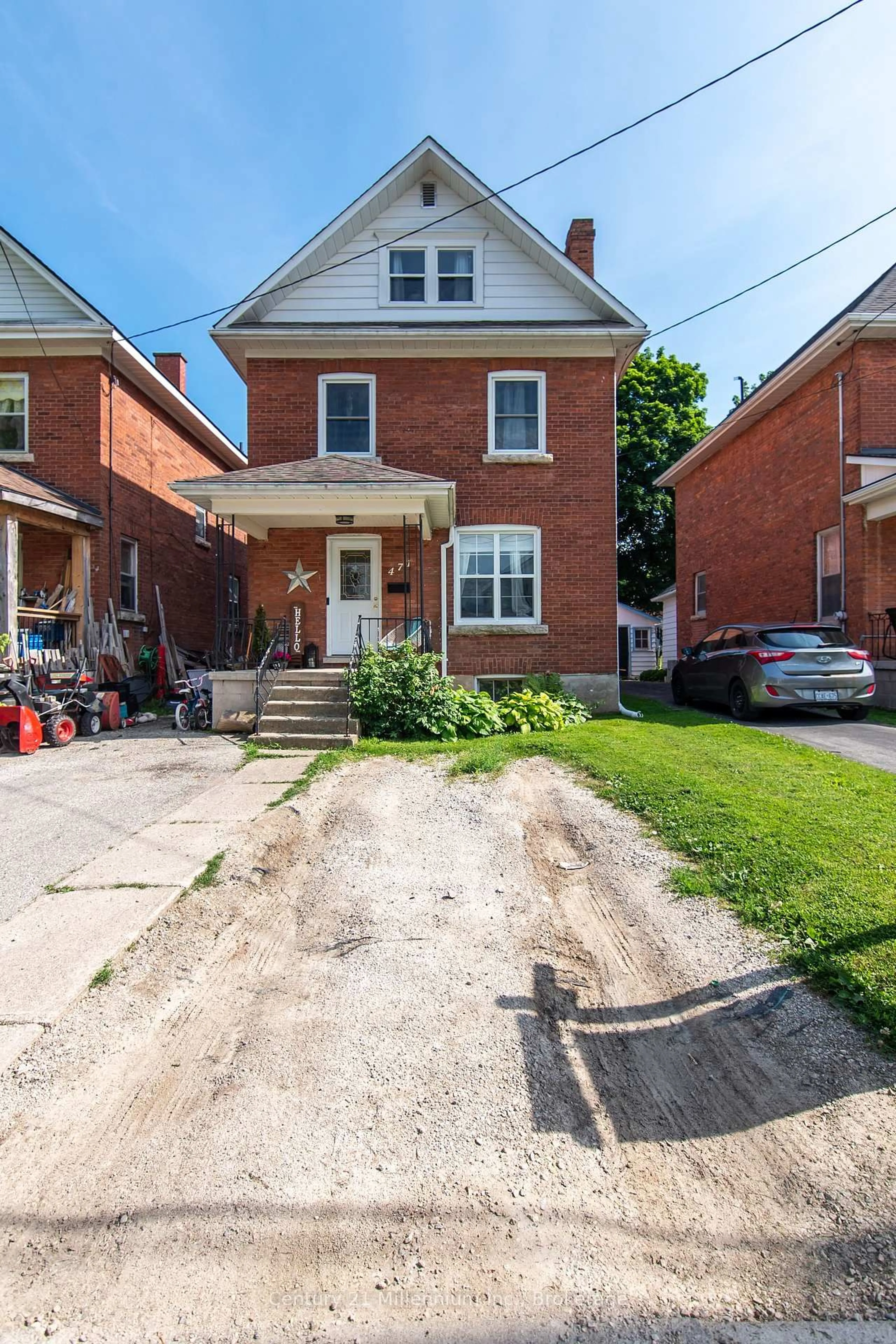 Home with brick exterior material, street for 471 13th A St, Owen Sound Ontario N4K 3X3