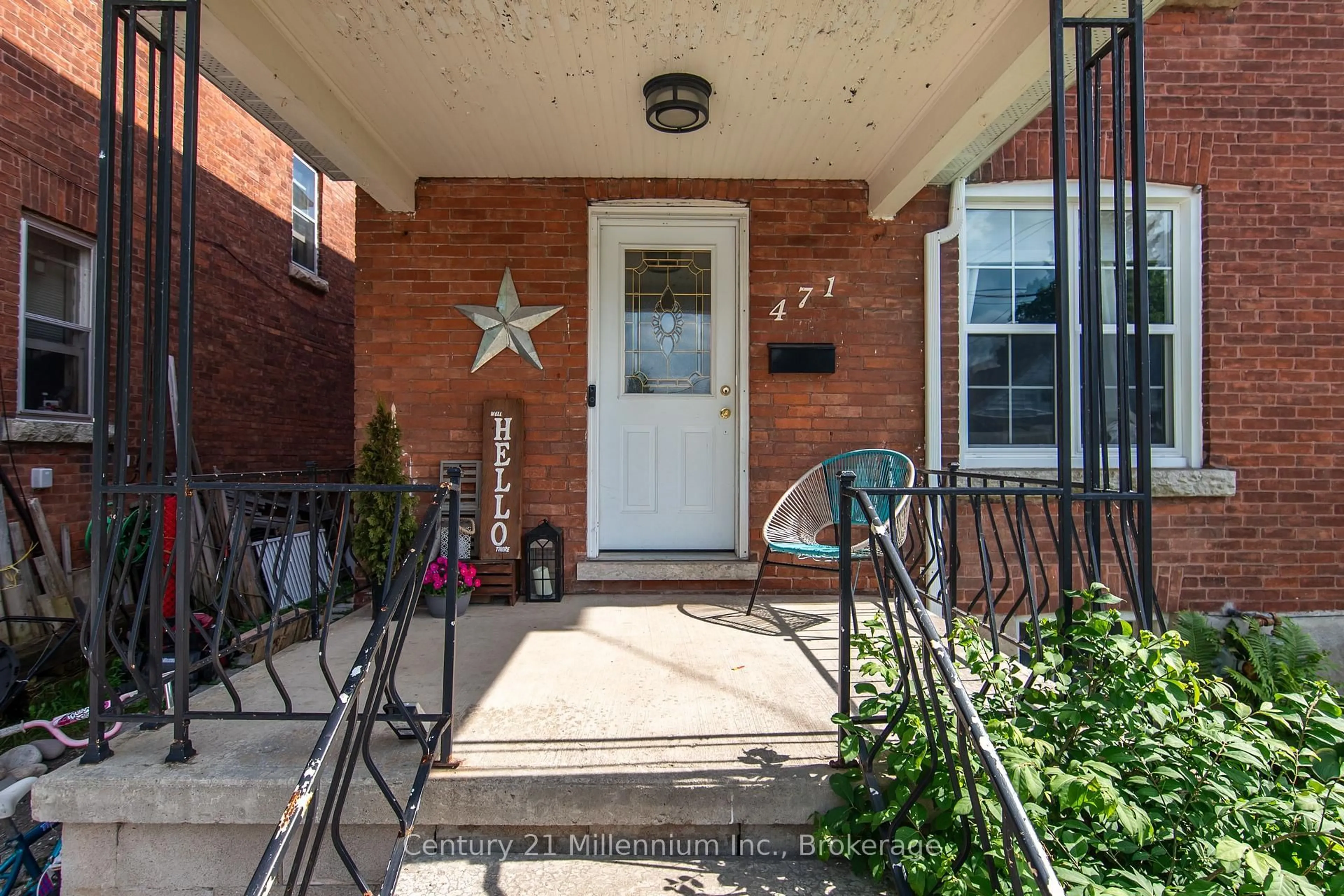 Unknown for 471 13th A St, Owen Sound Ontario N4K 3X3