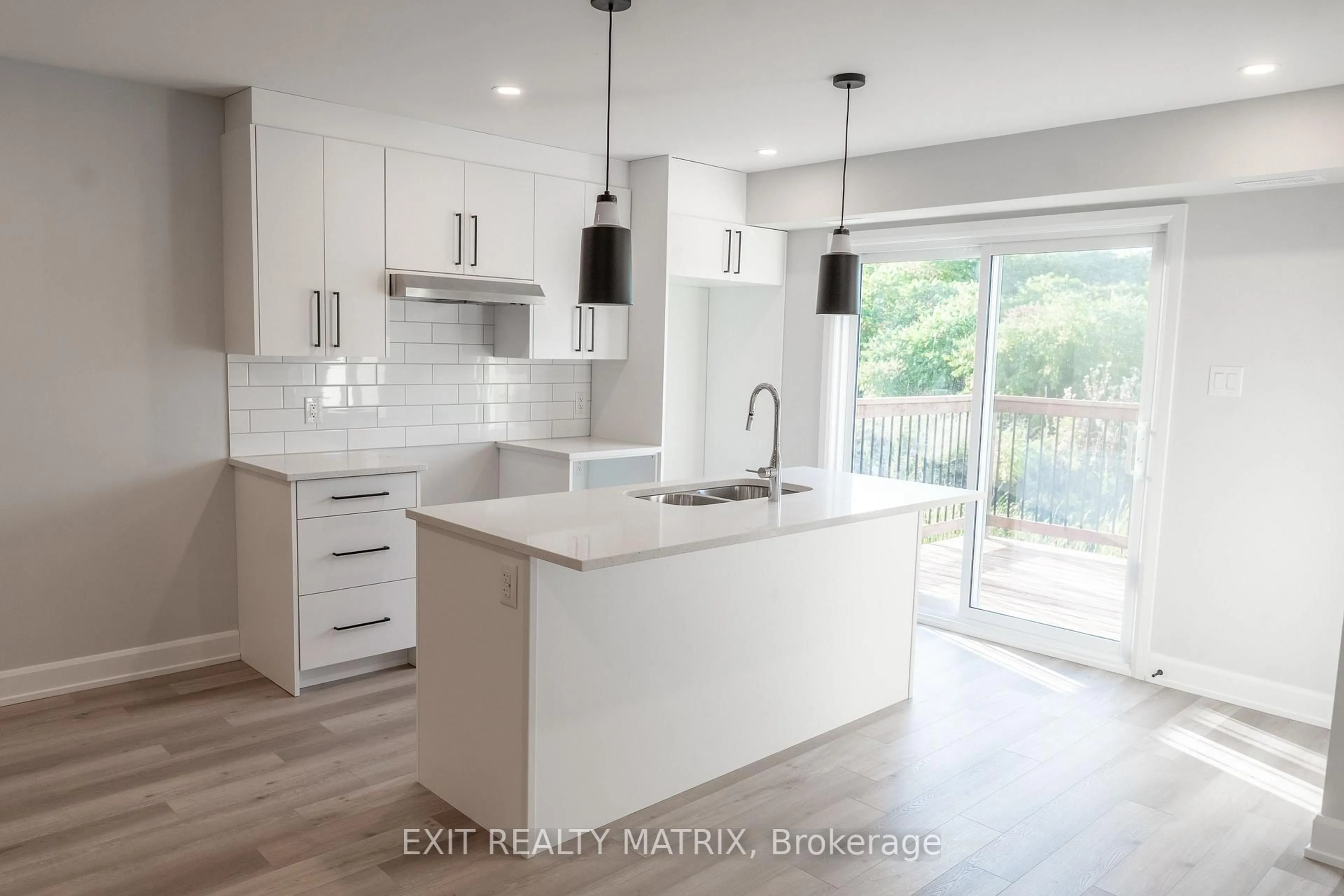 Open concept kitchen, unknown for 784-786 Walton St, Cornwall Ontario K6H 0J2