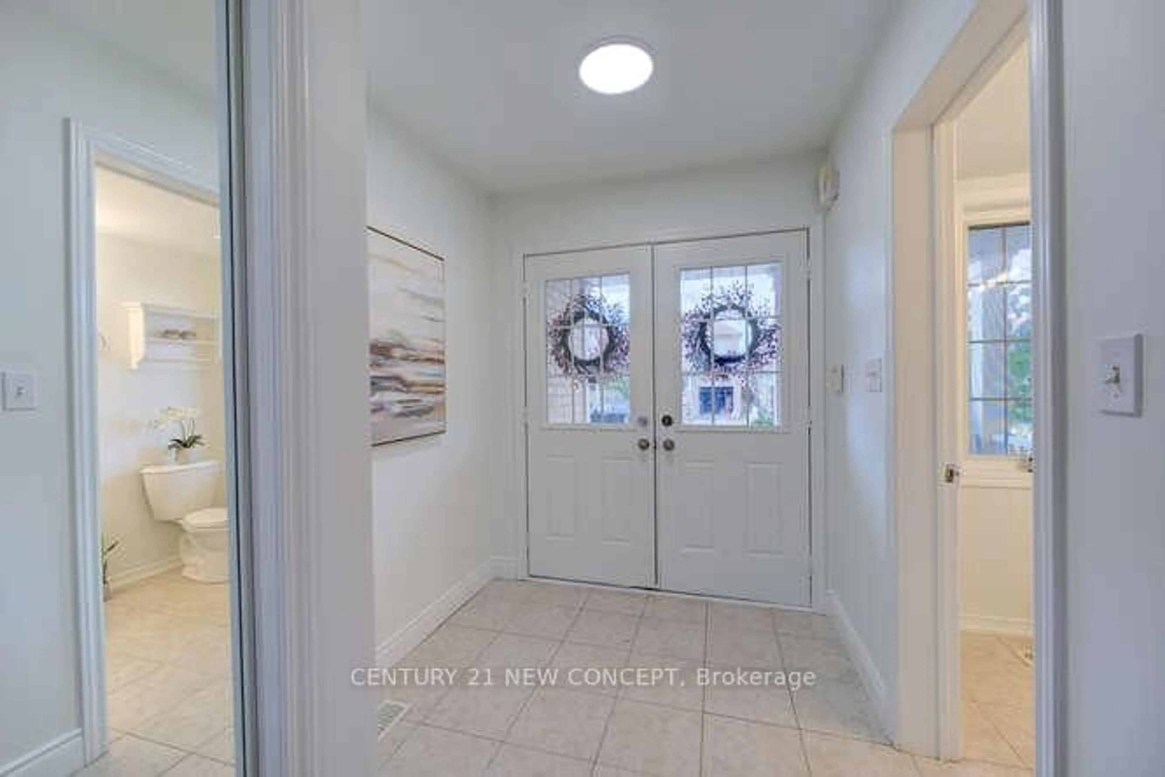 Indoor entryway for 65 Warner Lane, Brant Ontario N3T 0G1