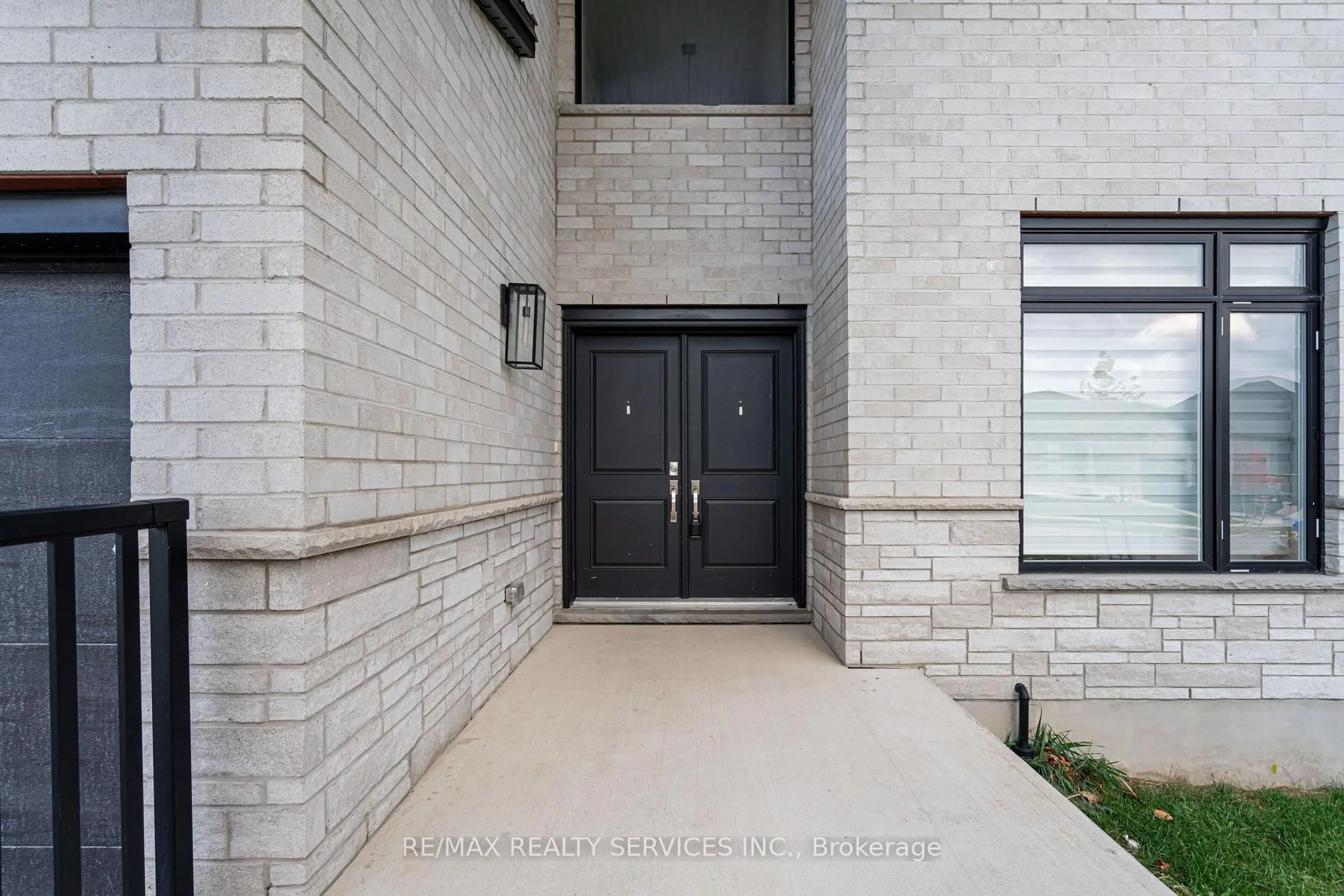 Unknown for 3389 Brushland Cres, London South Ontario N6P 0H2