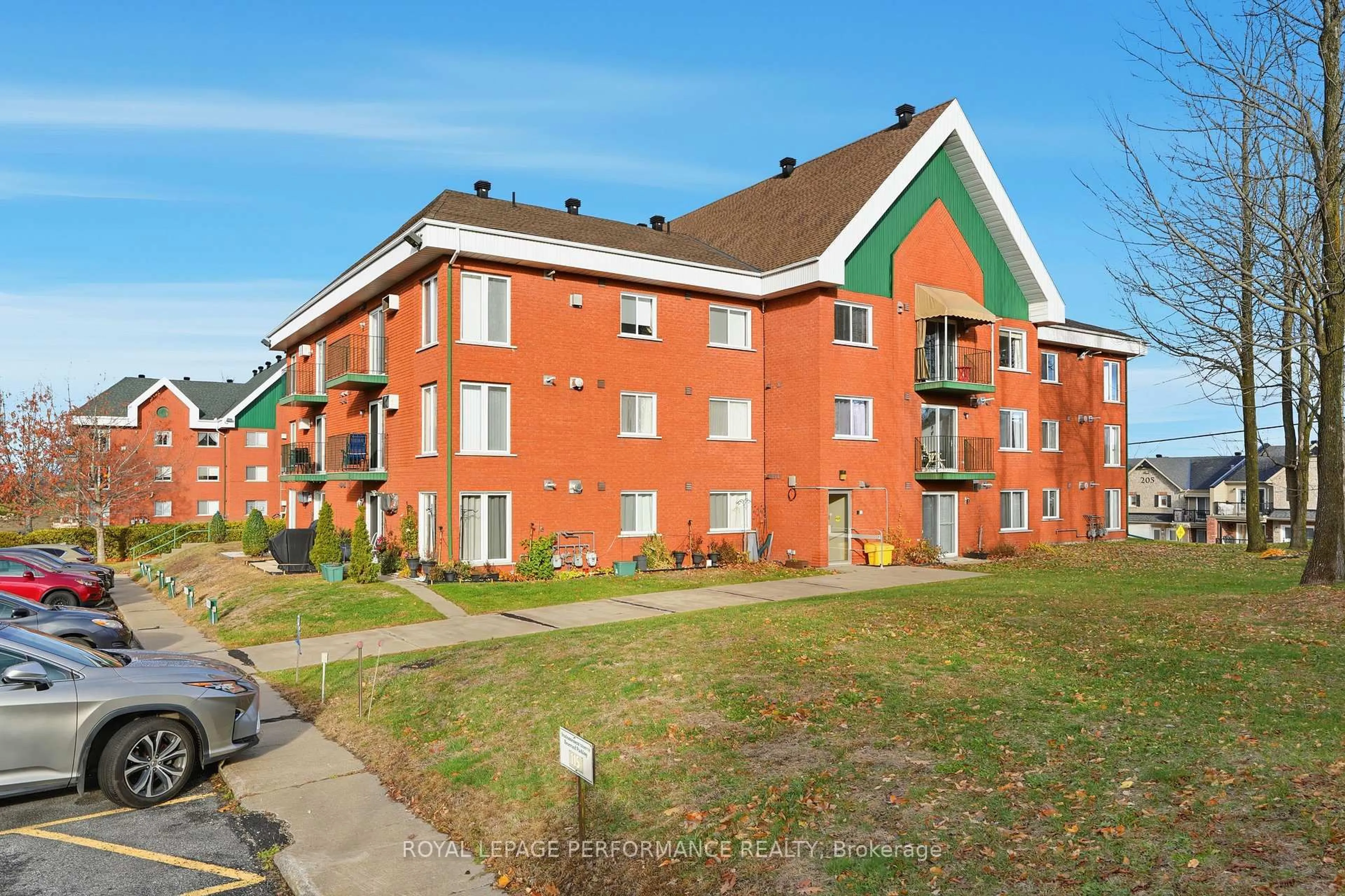 Home with brick exterior material, building for 1101 Clement St #18, Hawkesbury Ontario K6A 3P1