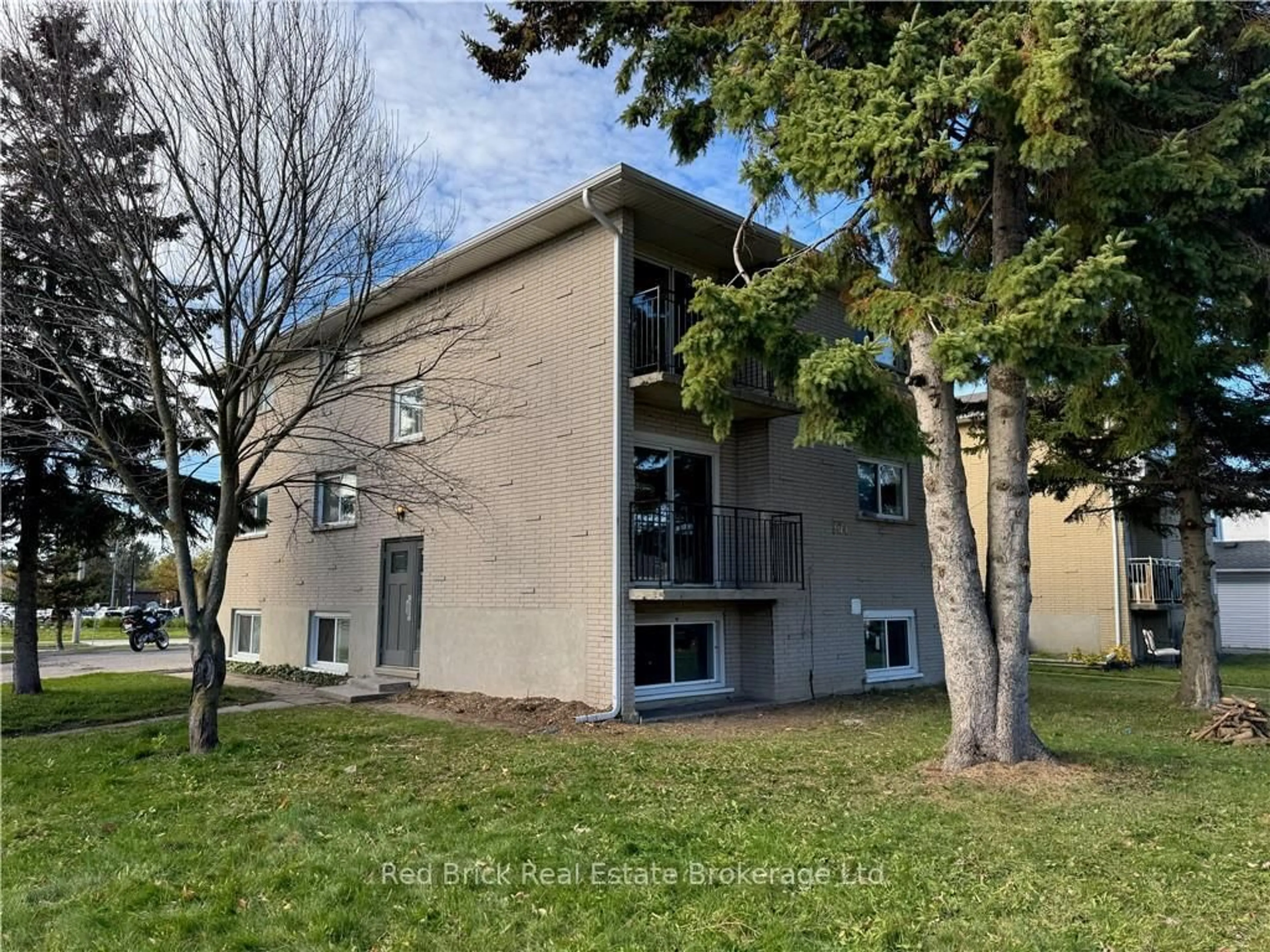 Unknown for 204 Veronica Dr, Kitchener Ontario N2A 2R9
