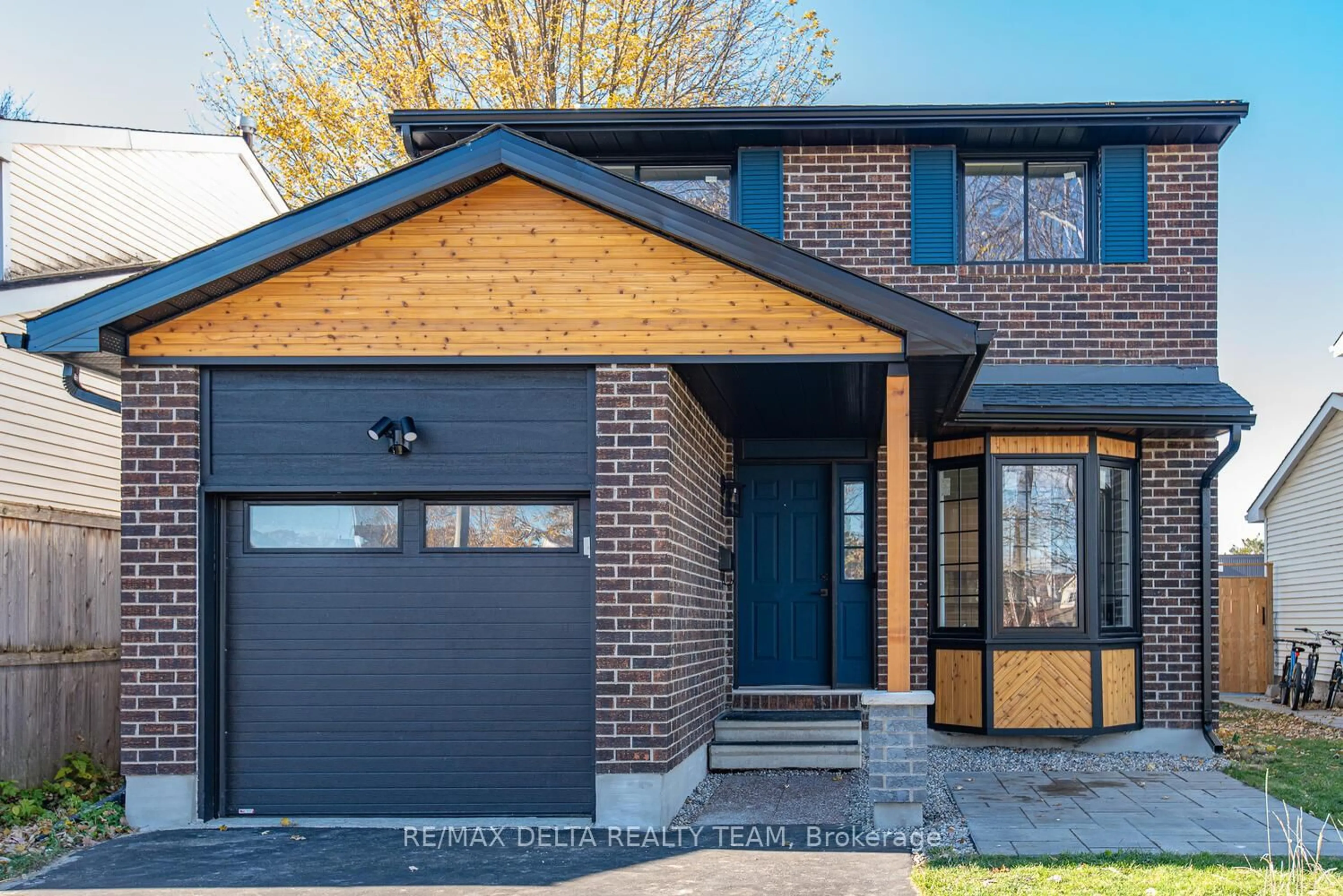 Home with brick exterior material, street for 276 TURNSTONE Crt, Orleans Ontario K1E 2V2