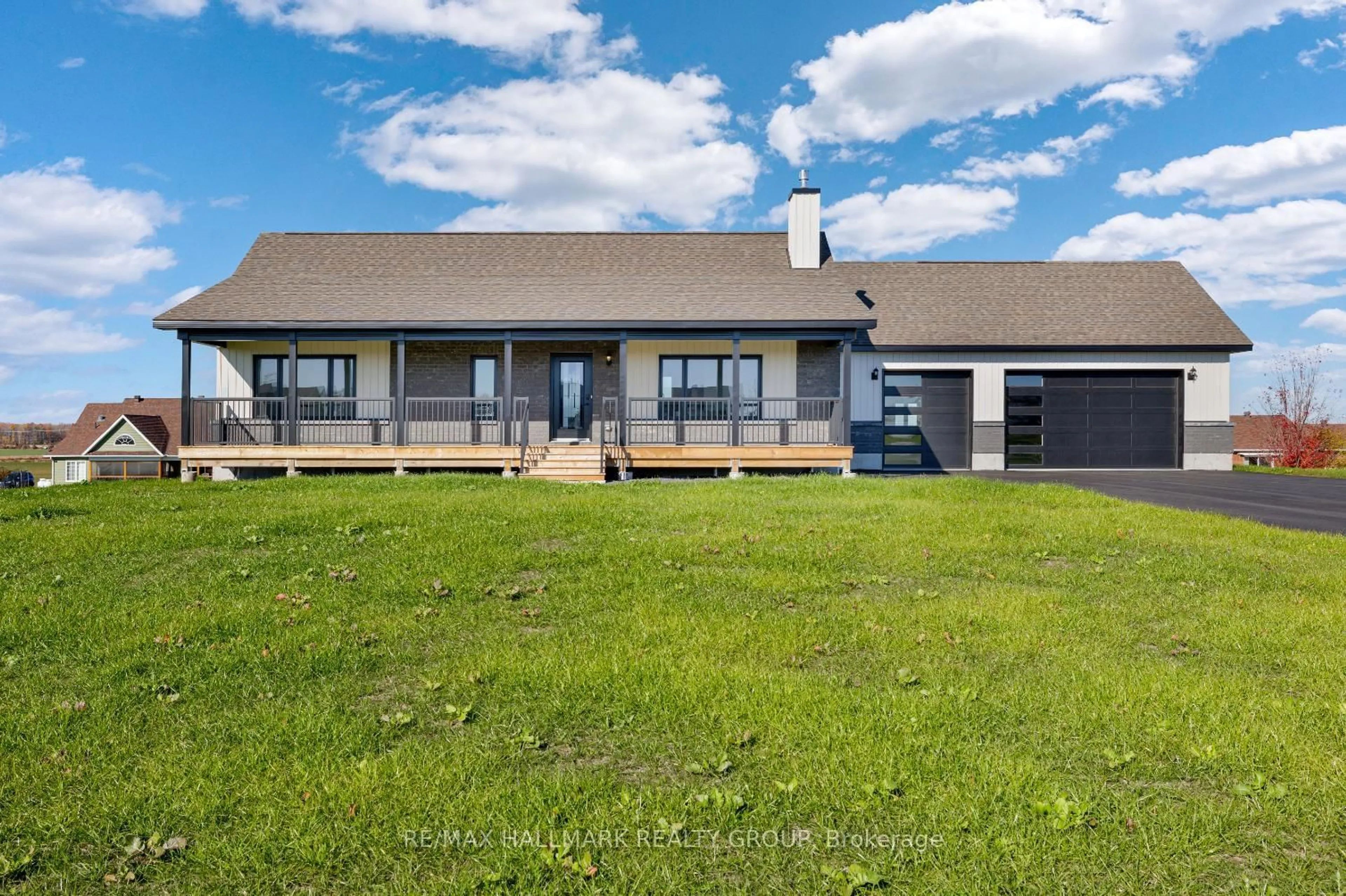 Home with vinyl exterior material, unknown for 208 Trudeau Cres, Russell Ontario K4R 1E5