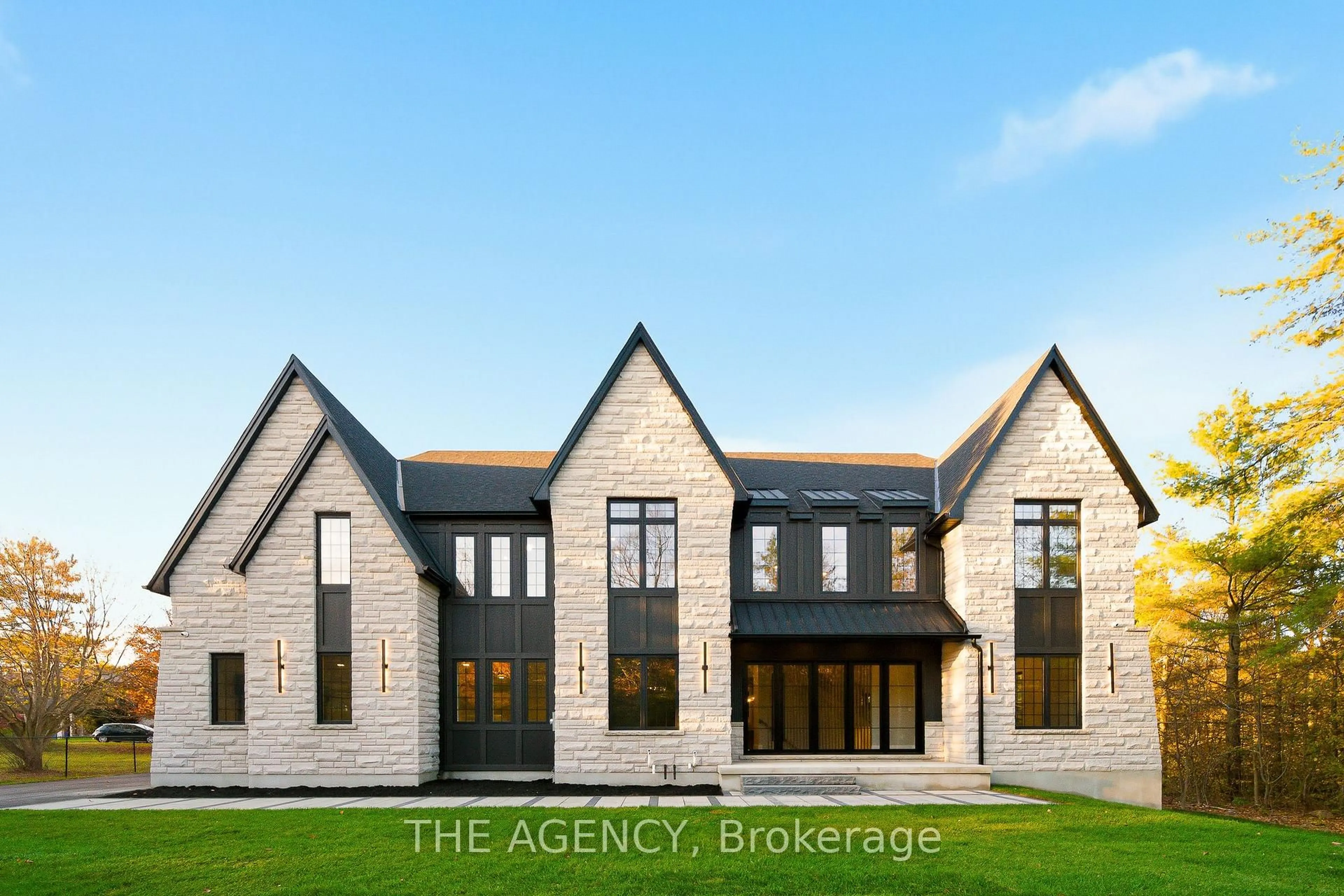 Home with brick exterior material, building for 7006 Concession Rd 4, Puslinch Ontario N0B 2J0