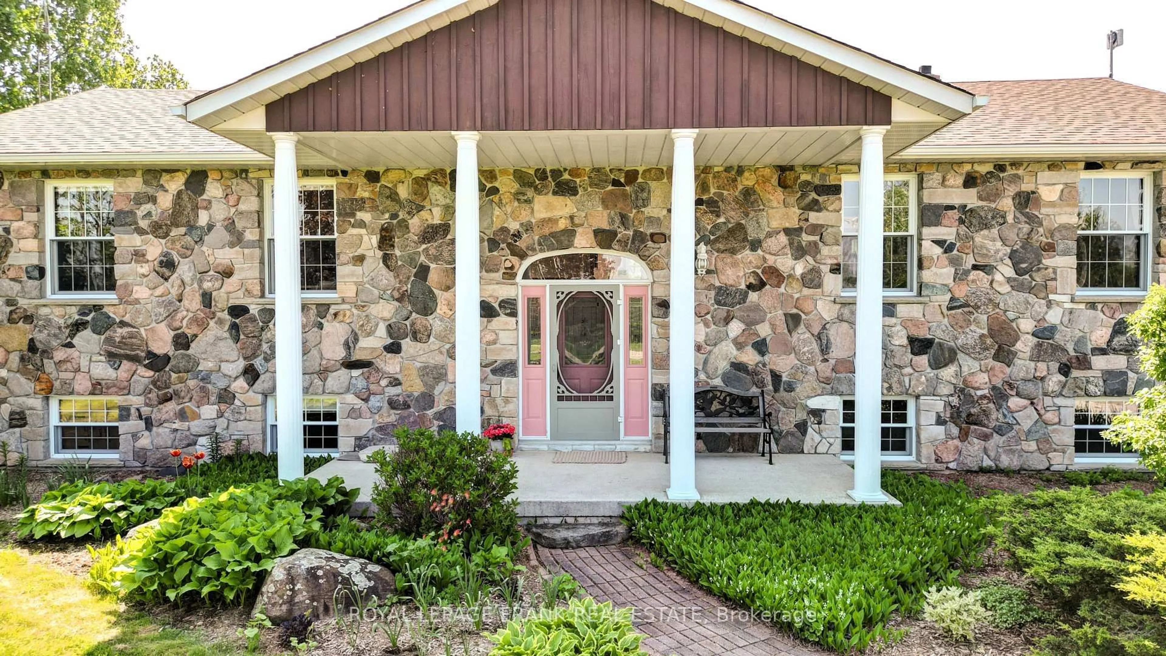 Indoor entryway for 3071 5th Line E, Trent Hills Ontario K0L 1L0