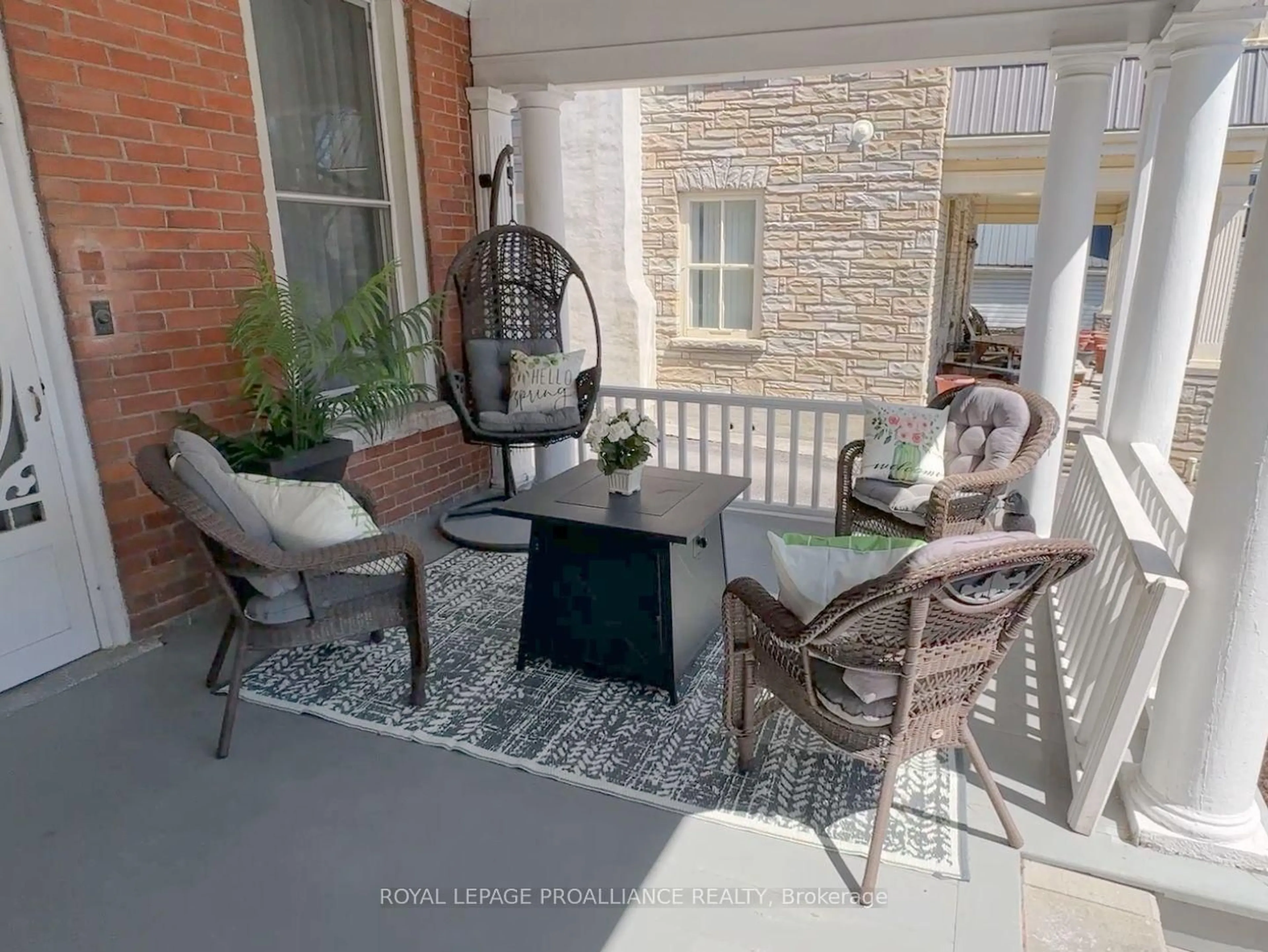 Patio, street for 52 West Front St, Stirling Ontario K0K 3E0