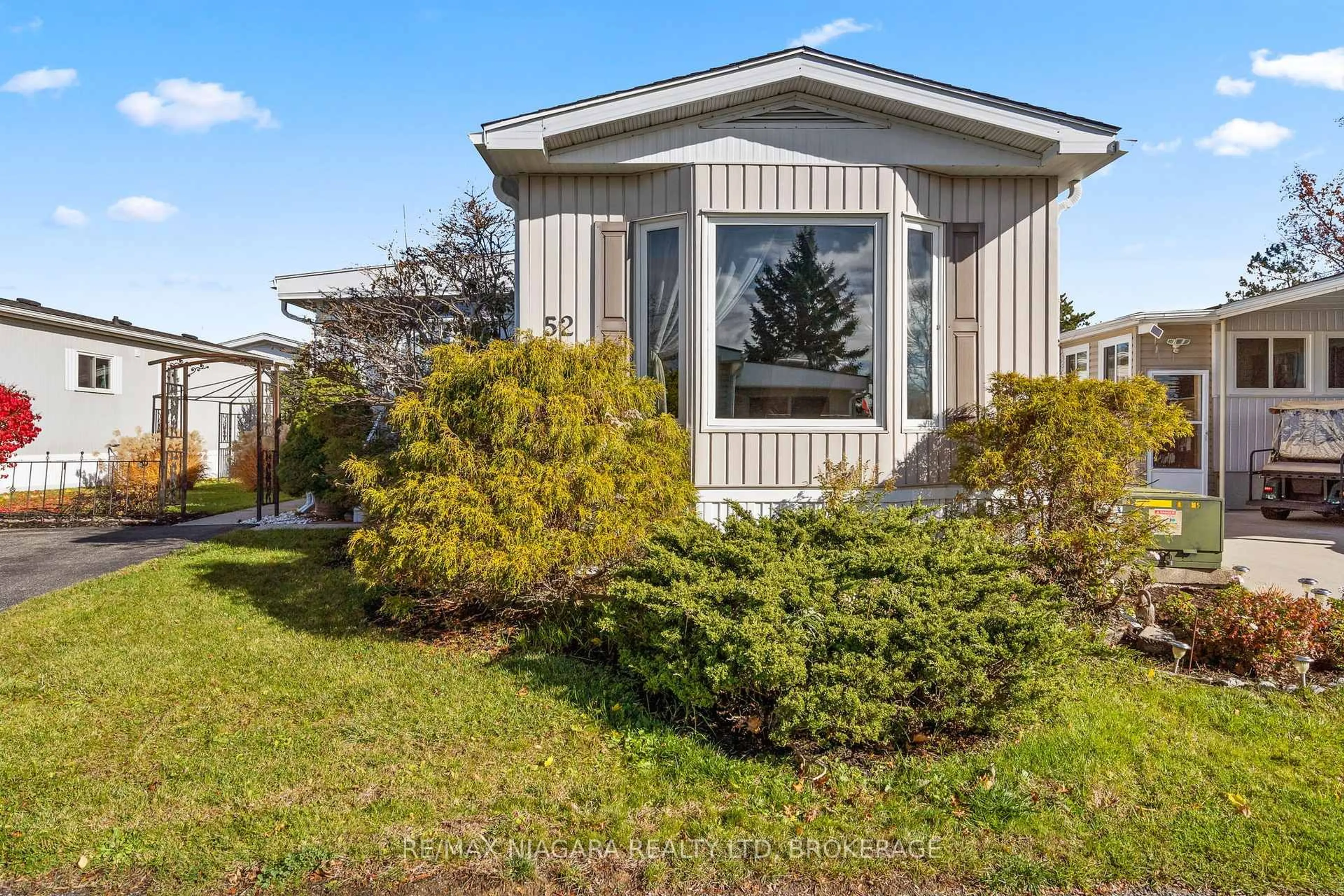 Home with vinyl exterior material, street for 3033 Townline Rd #52, Fort Erie Ontario L0R 1S0