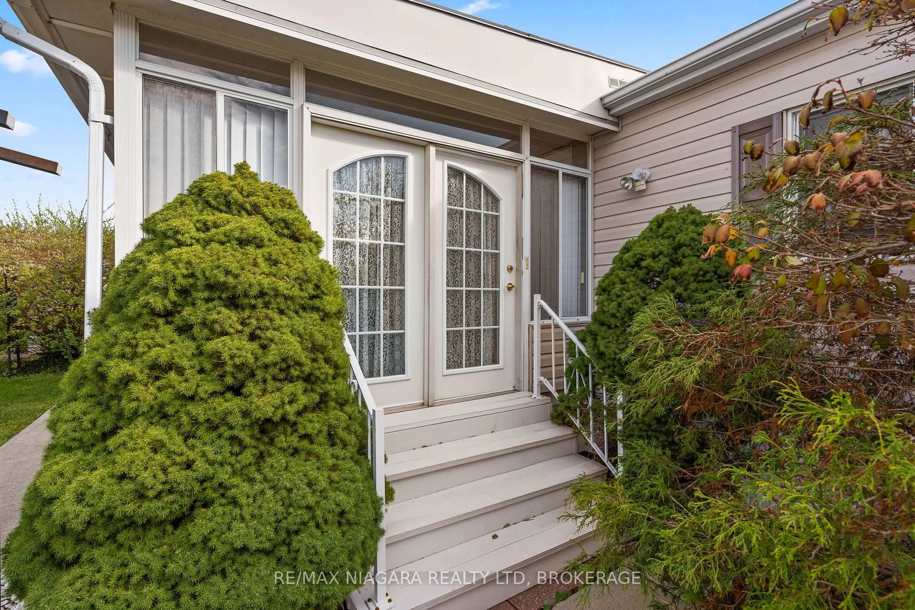 Unknown for 3033 Townline Rd #52, Fort Erie Ontario L0R 1S0