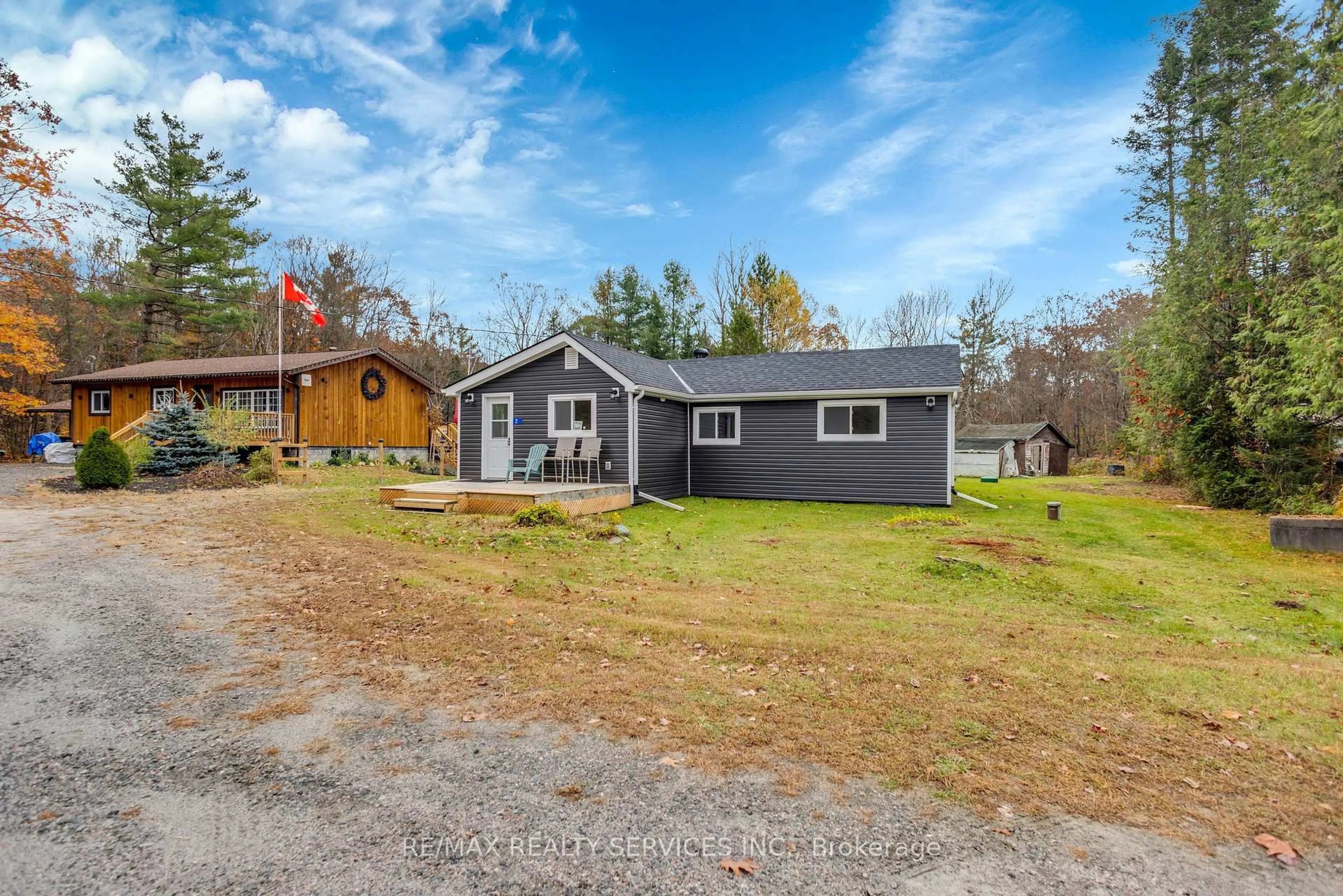 A pic from outside/outdoor area/front of a property/back of a property/a pic from drone, unknown for 7826 Lake Jospeh Rd, Georgian Bay Ontario P0B 1K0