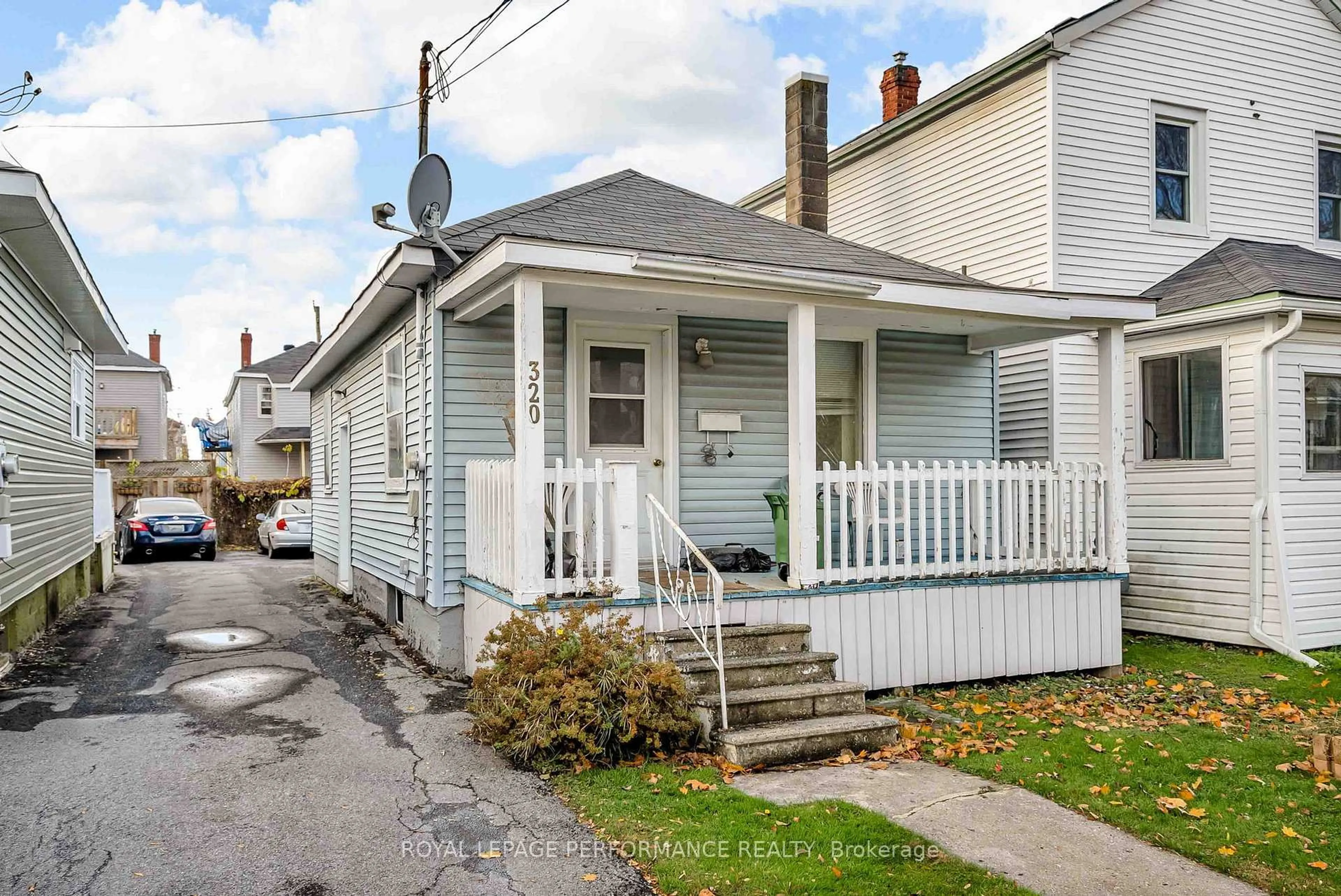 Home with vinyl exterior material, street for 320 St Felix St, Cornwall Ontario K6H 5A6