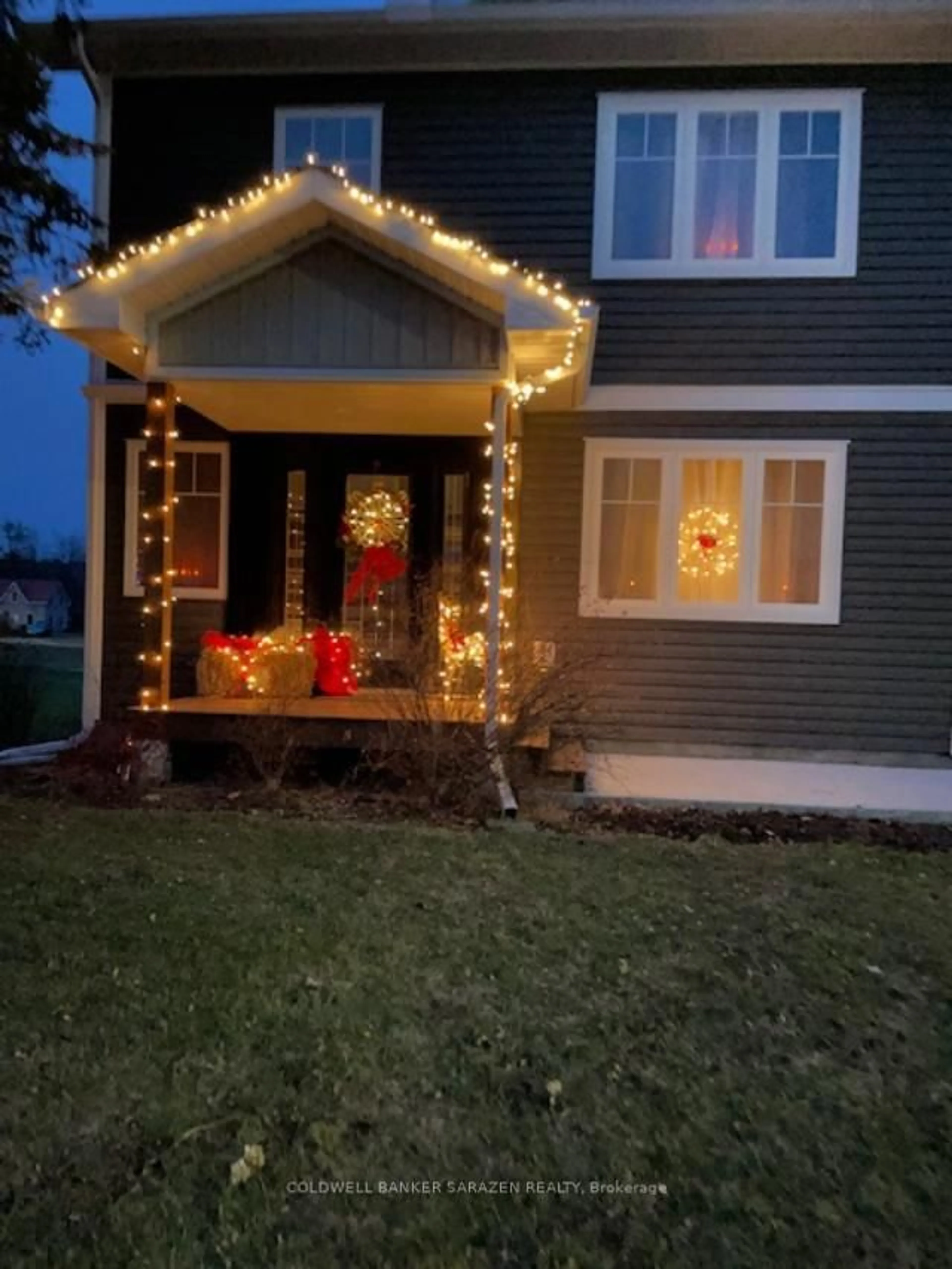 Indoor entryway for 20 Burnstown Rd, White Lake Ontario K0A 3L0
