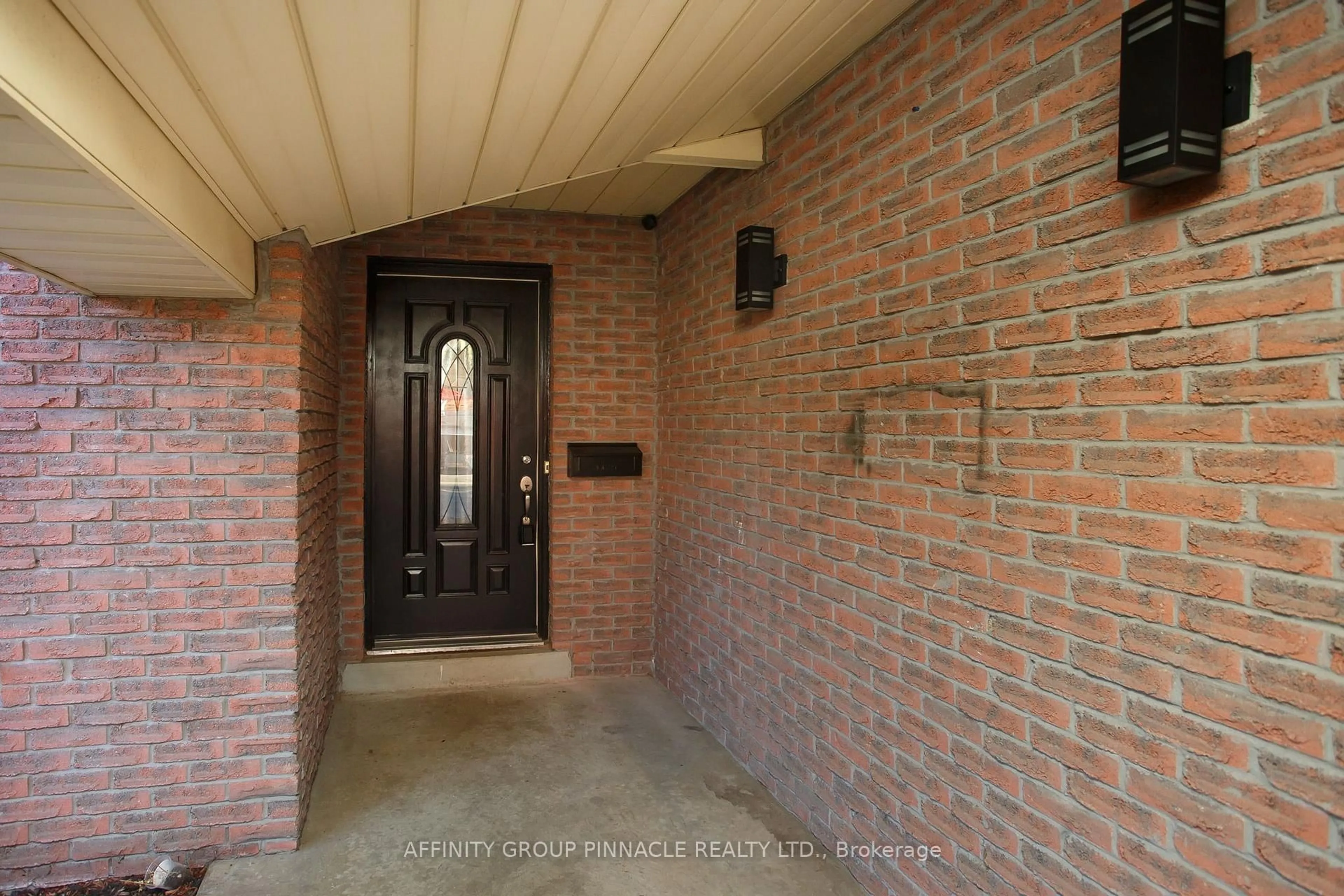 Unknown for 37 Parkway Ave, Kawartha Lakes Ontario K9V 5J7