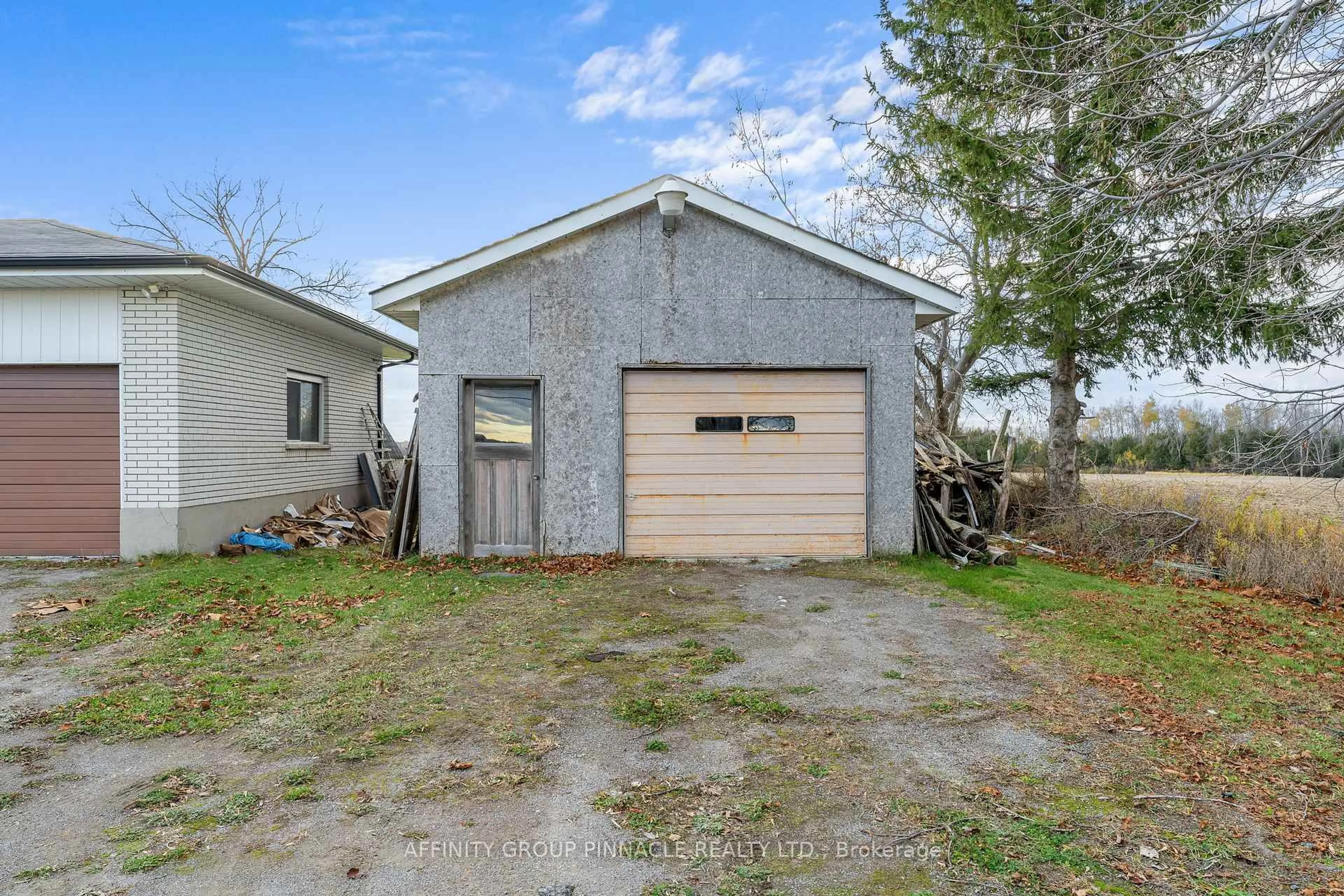 Shed for 2591 35 Highway, Kawartha Lakes Ontario K9V 4R4