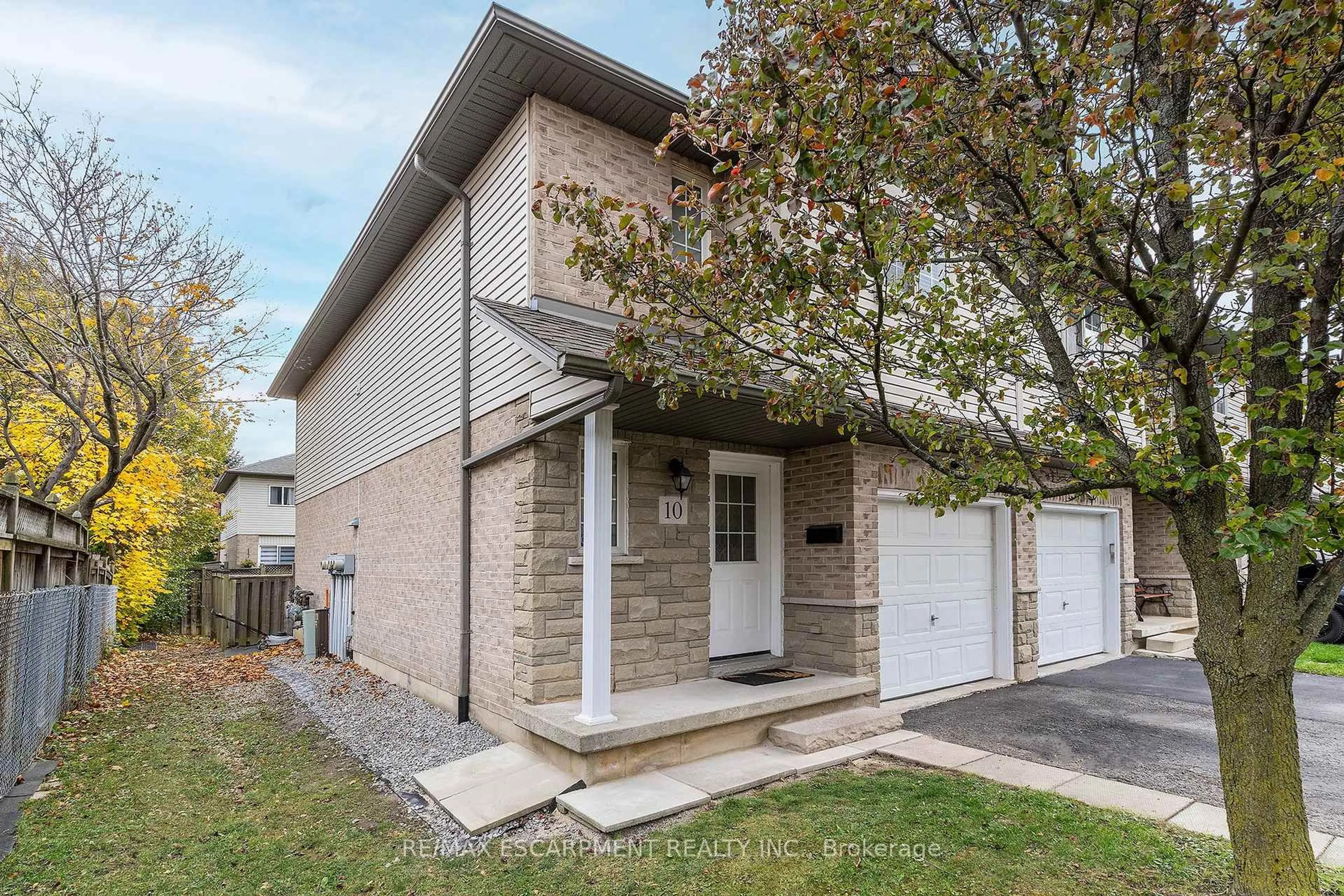 Home with brick exterior material, street for 1523 Upper Gage Ave #10, Hamilton Ontario L8W 1E6