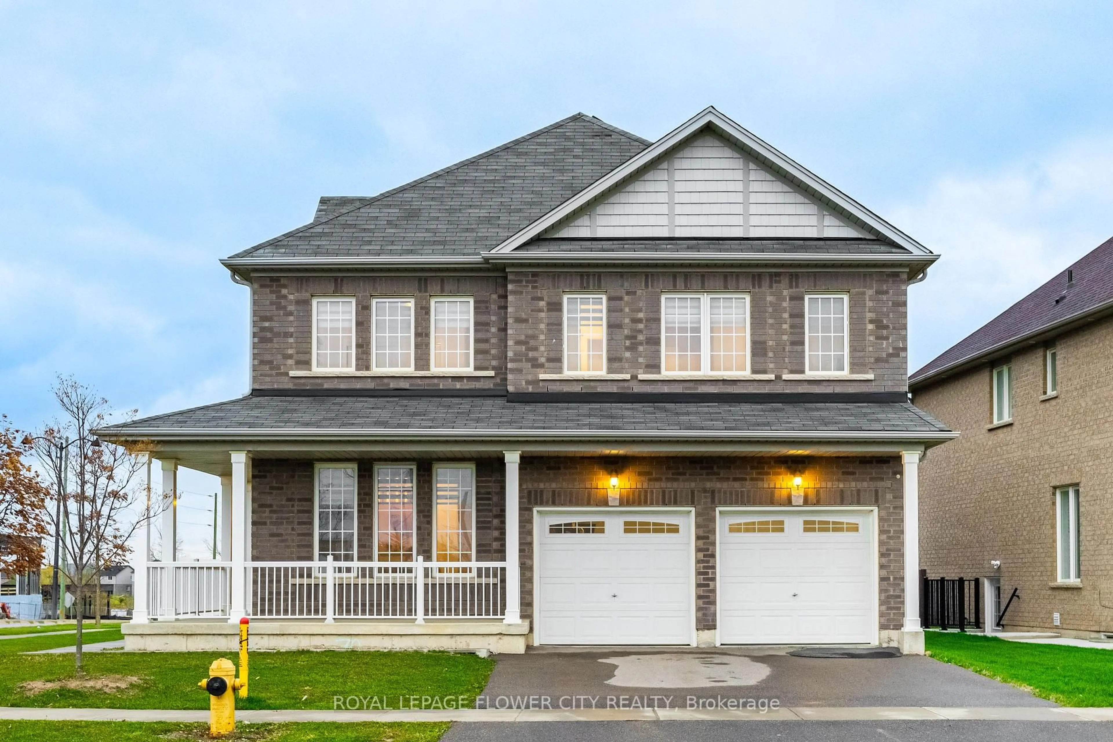 Home with vinyl exterior material, street for 1 Anderson Rd, Brantford Ontario N3T 0R8