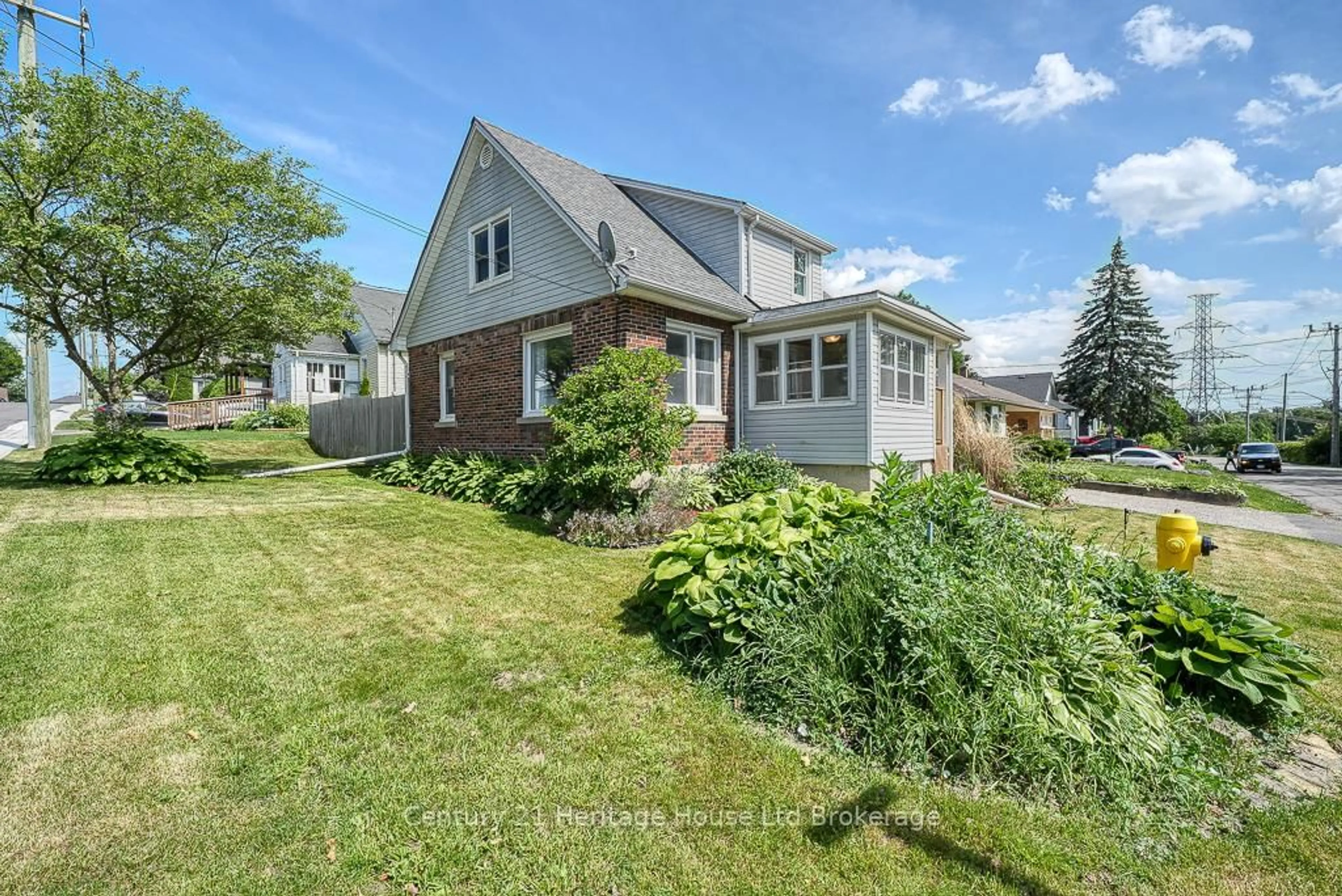 Unknown for 45 South St, Woodstock Ontario N4S 3L3