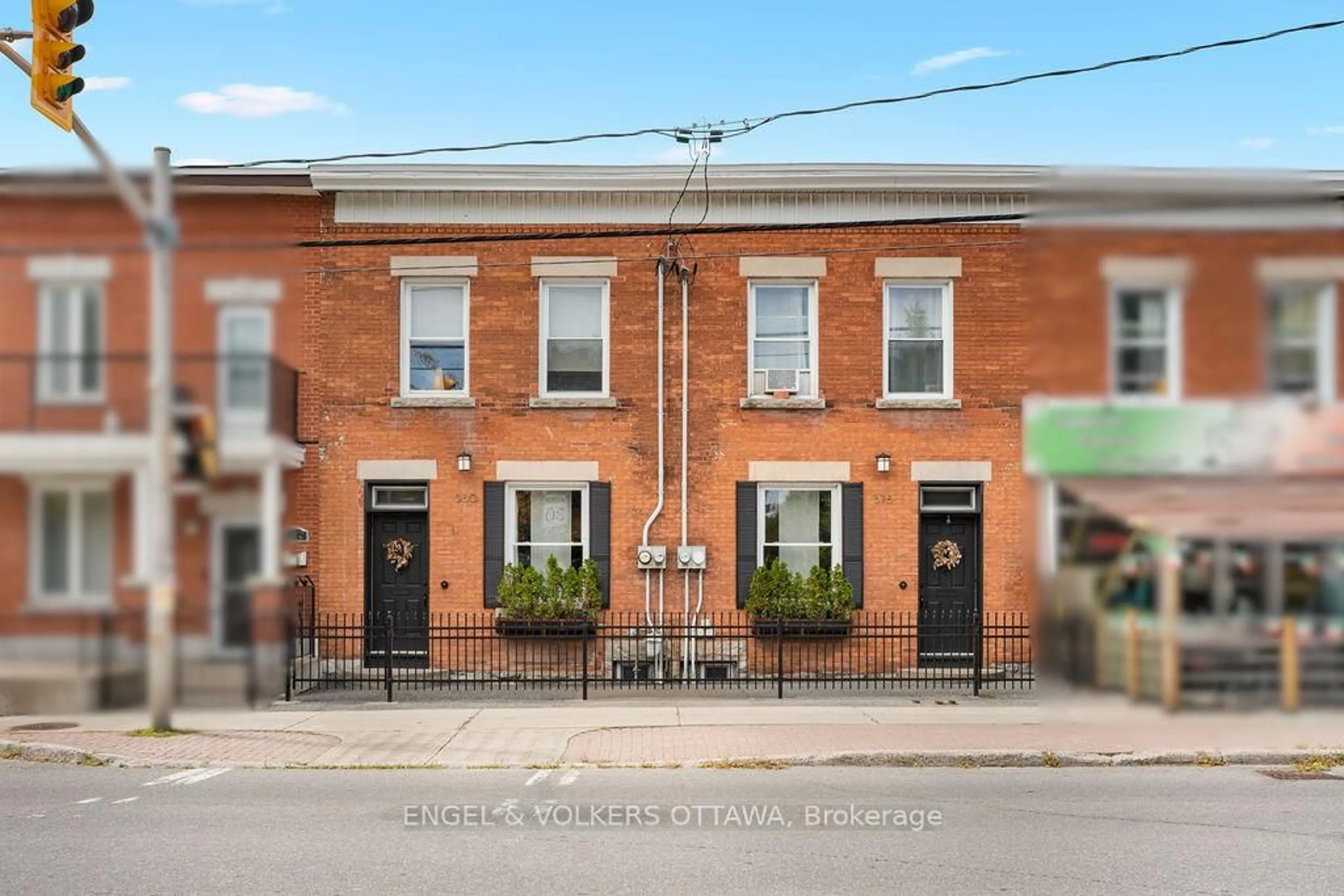 Home with brick exterior material, street for 378-380 BOOTH St, Ottawa Ontario K1R 7K6