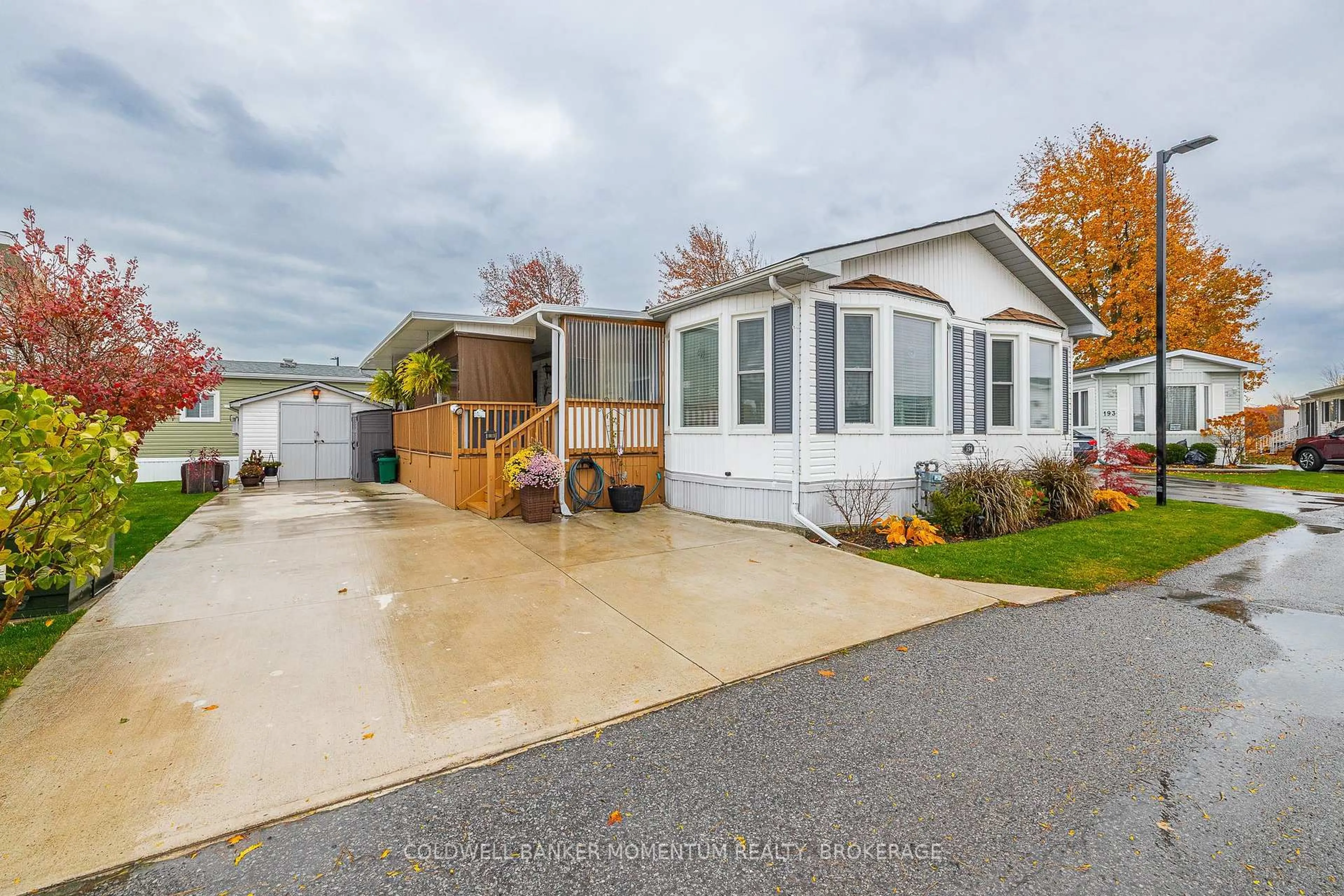 Home with vinyl exterior material, street for 3033 Townline Rd #194, Fort Erie Ontario L0S 1S1