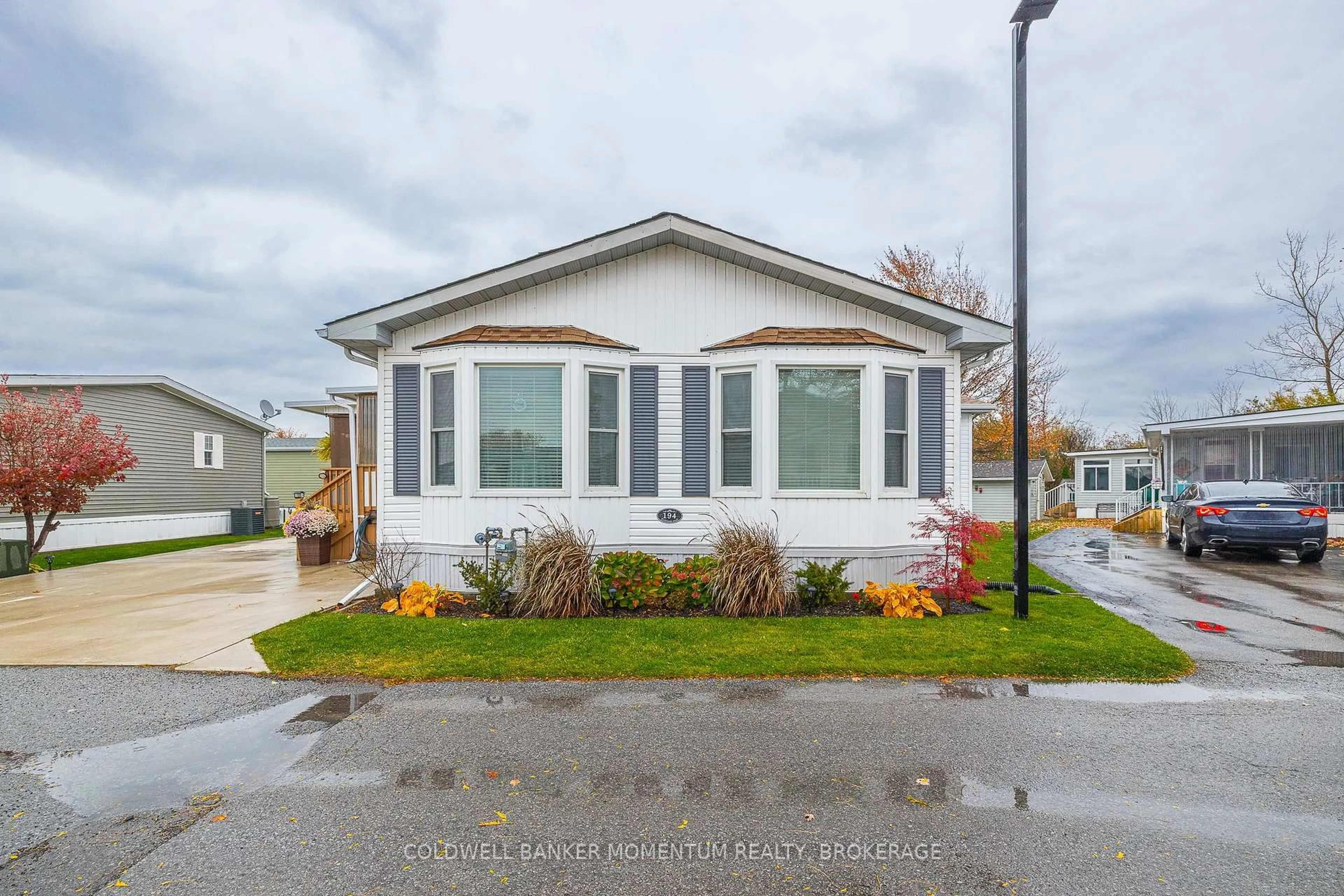 Home with vinyl exterior material, street for 3033 Townline Rd #194, Fort Erie Ontario L0S 1S1