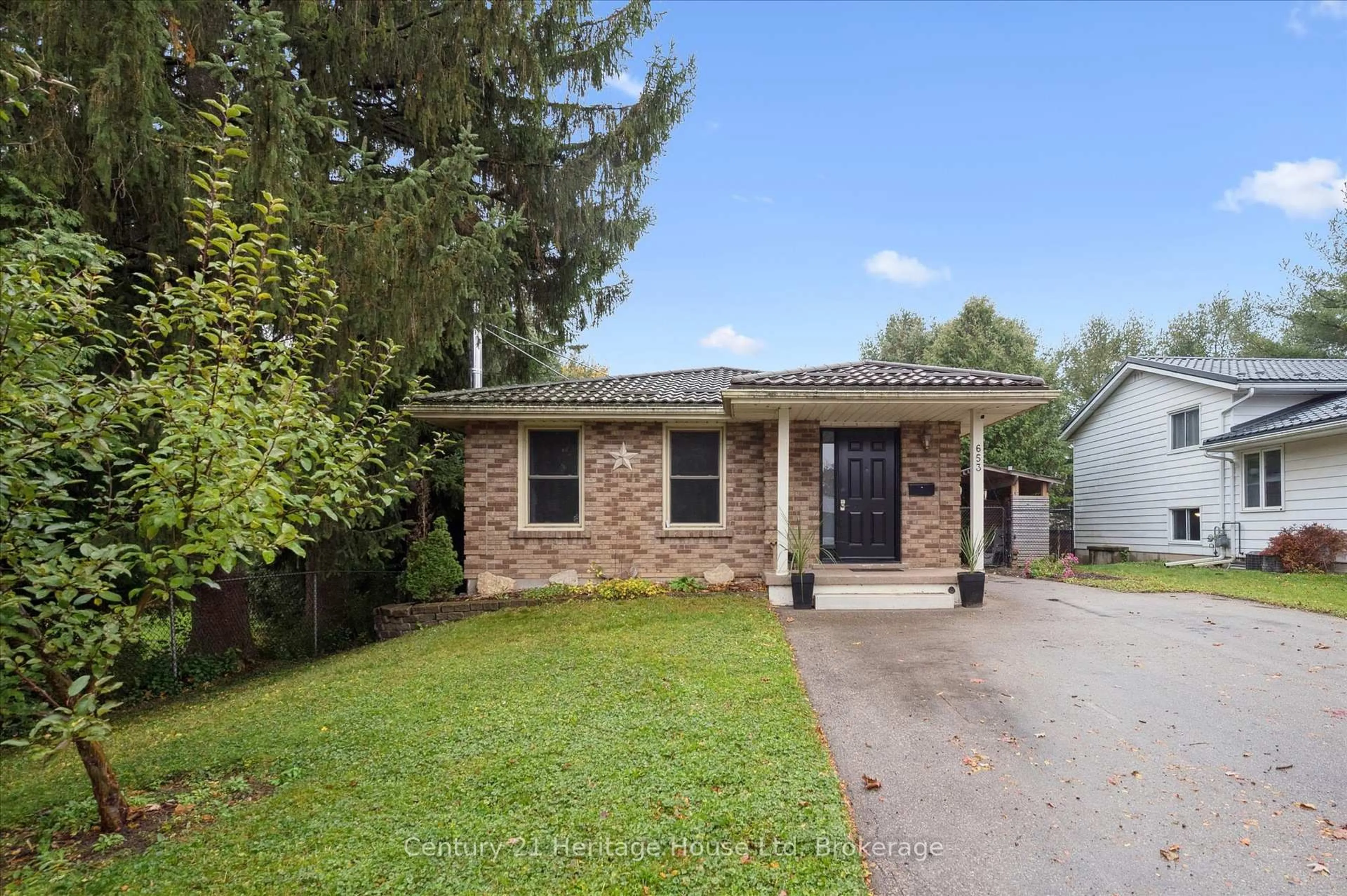 Home with brick exterior material, street for 653 Perry St, Centre Wellington Ontario N1M 2R5