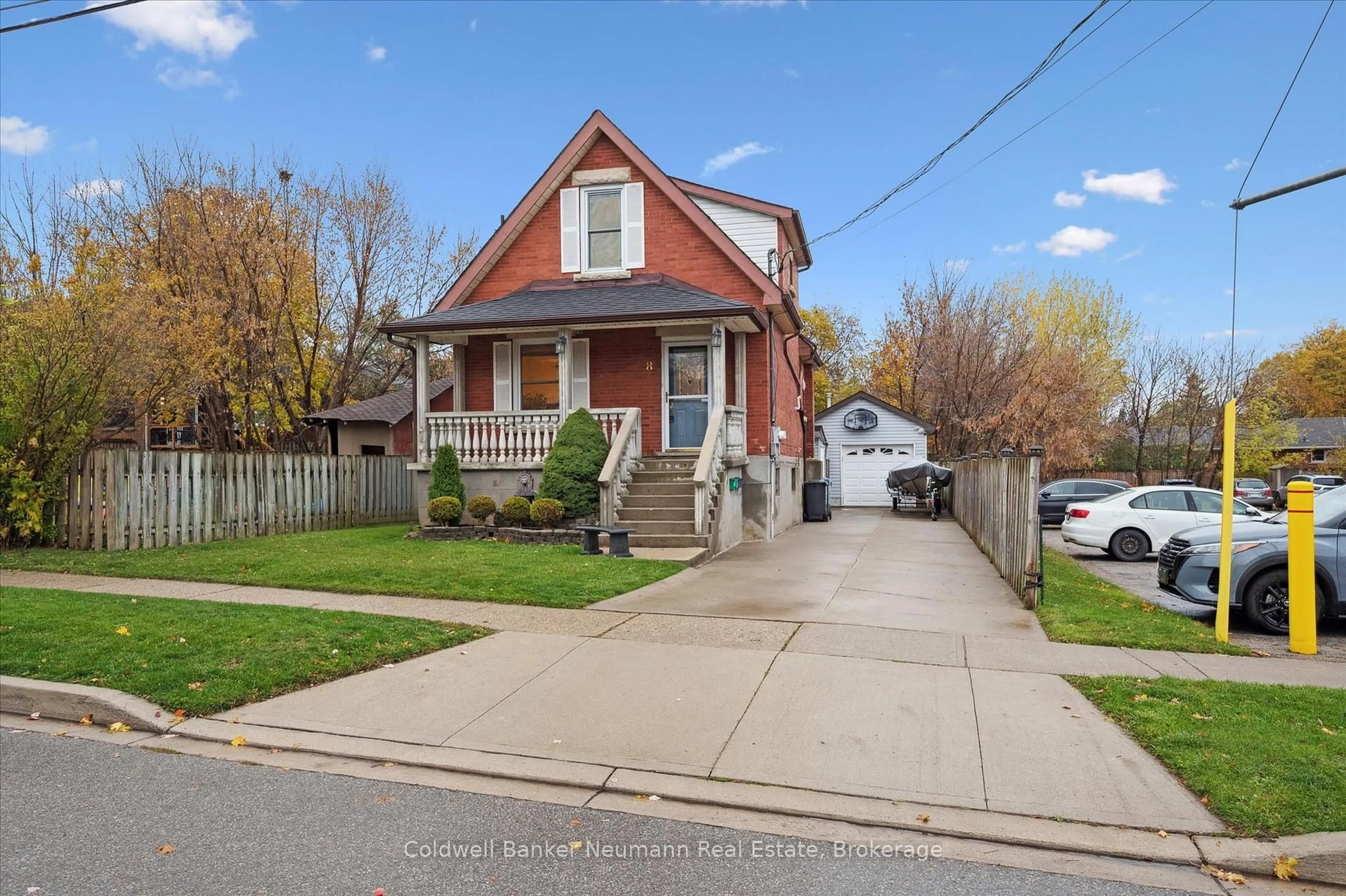 Unknown for 8 Drew St, Guelph Ontario N1H 1Z5
