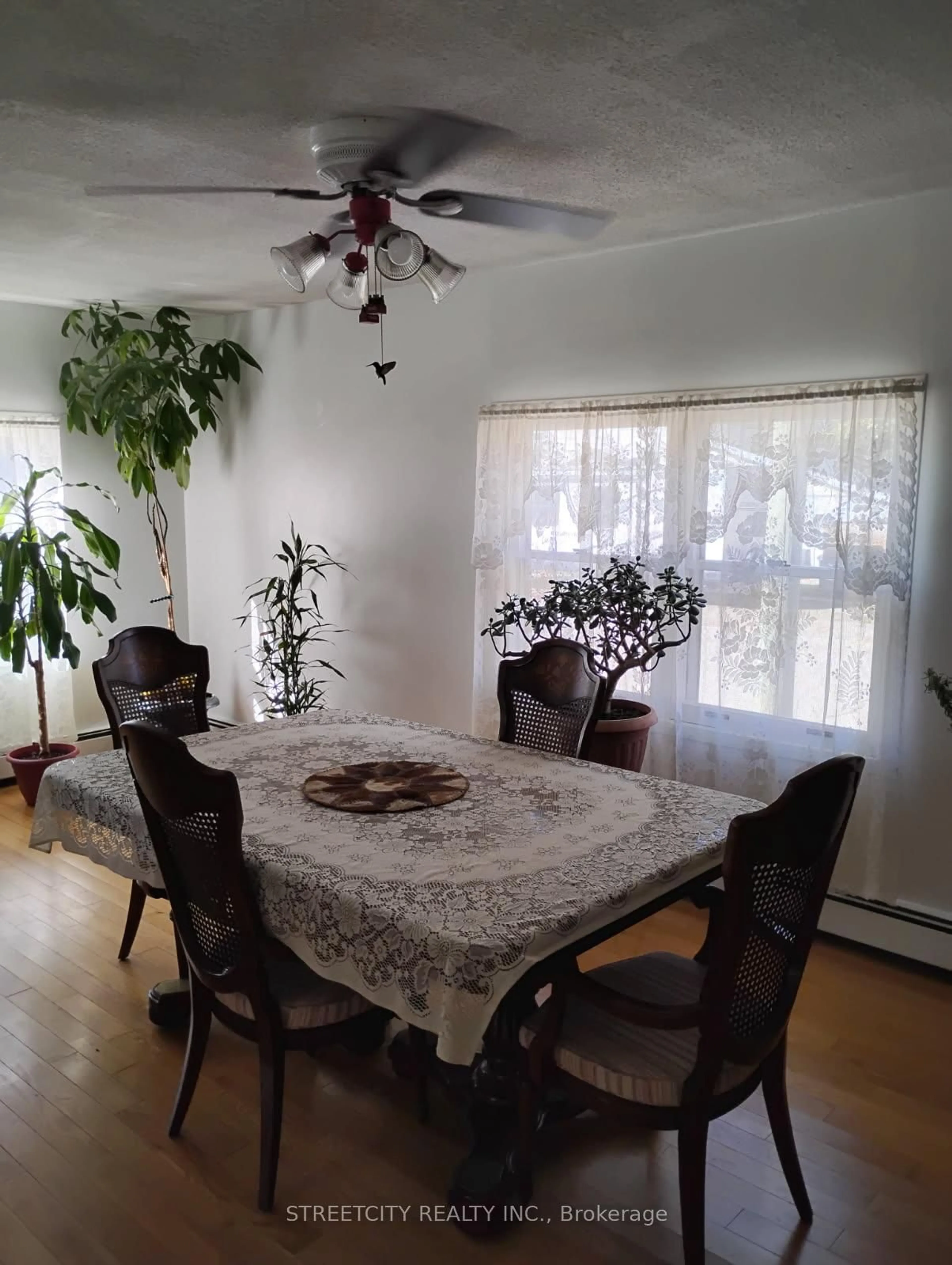 Dining room, unknown for 156 Maple St, West Elgin Ontario N0L 2C0