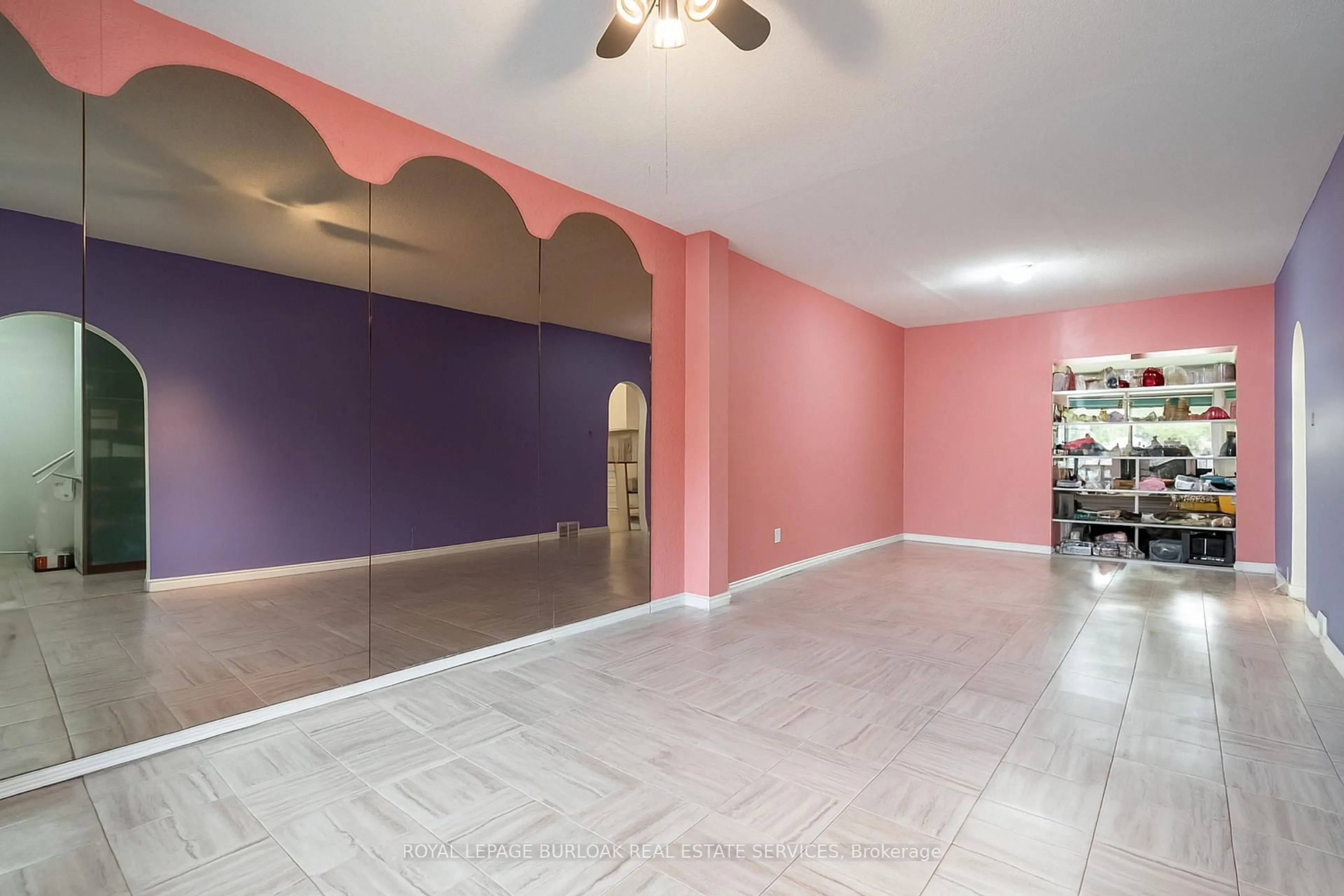 Unknown for 980 King St, Hamilton Ontario L8M 1C5