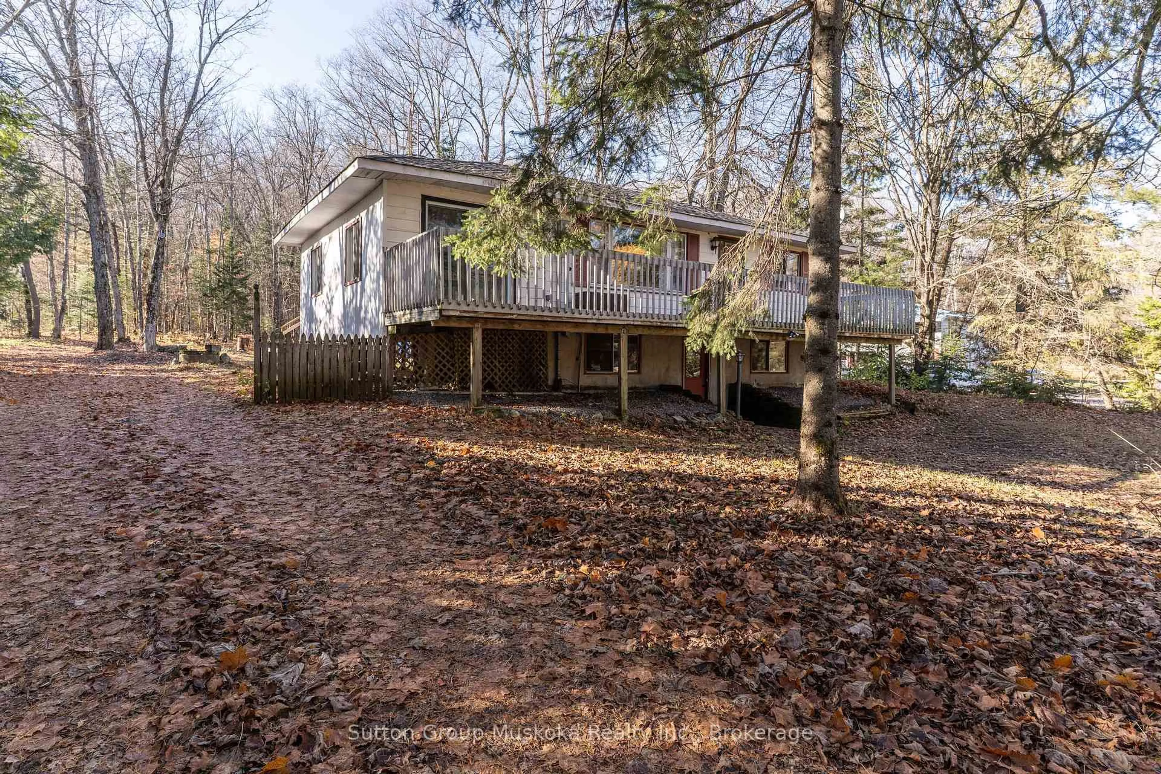 A pic from outside/outdoor area/front of a property/back of a property/a pic from drone, unknown for 1060 Hwy 592 Highway, Perry Ontario P0A 1J0