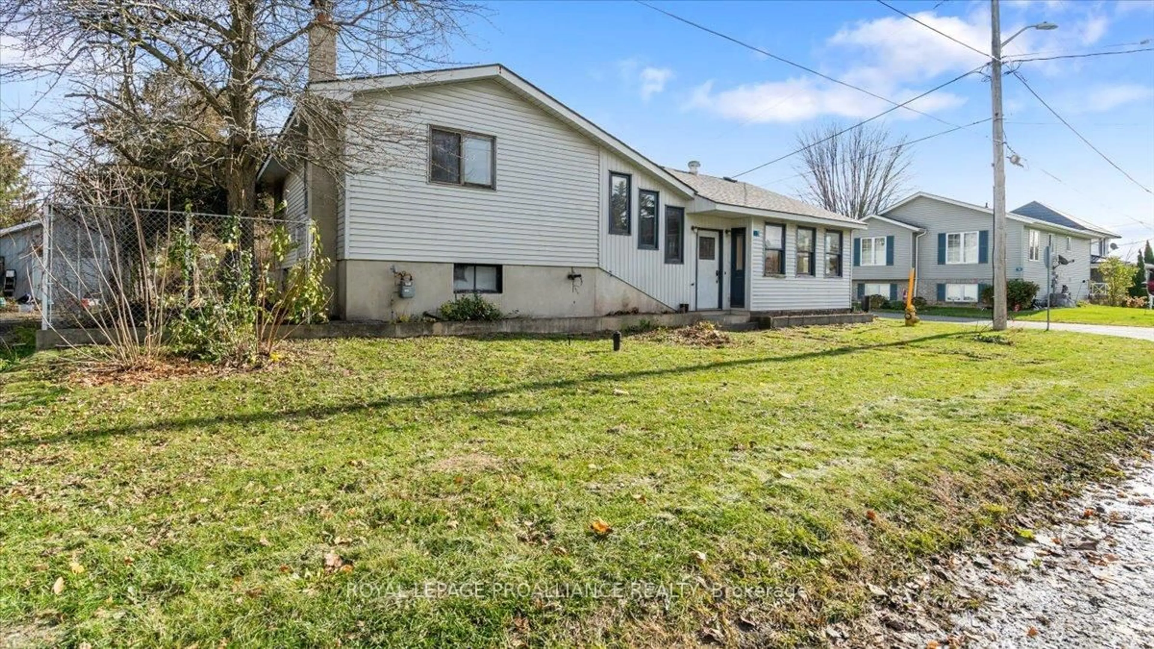 Unknown for 31 S Wellington St, Hastings Ontario K0K 2C0