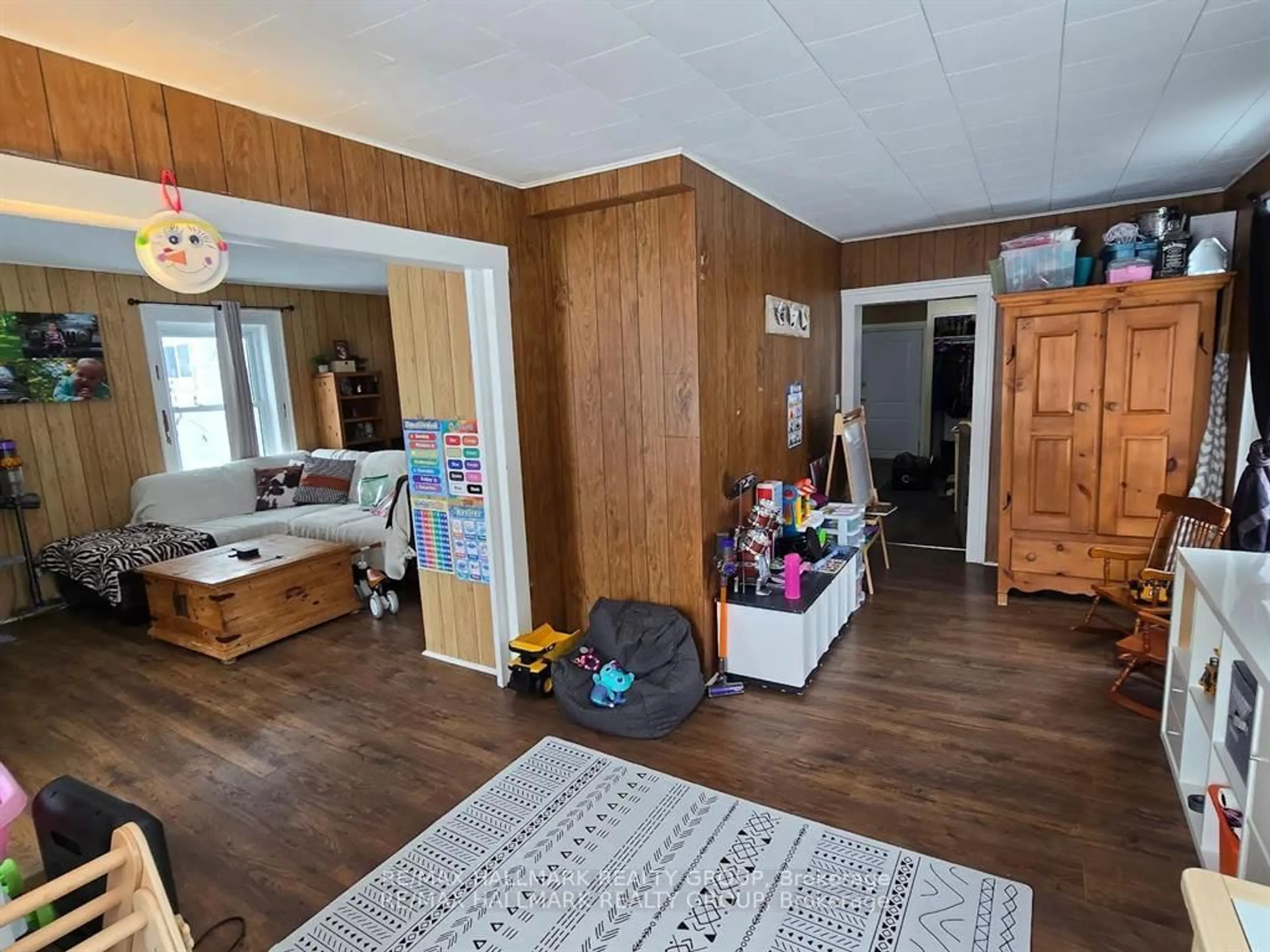 A pic of a room for 7122 Bank St, Metcalfe Ontario K0A 2P0