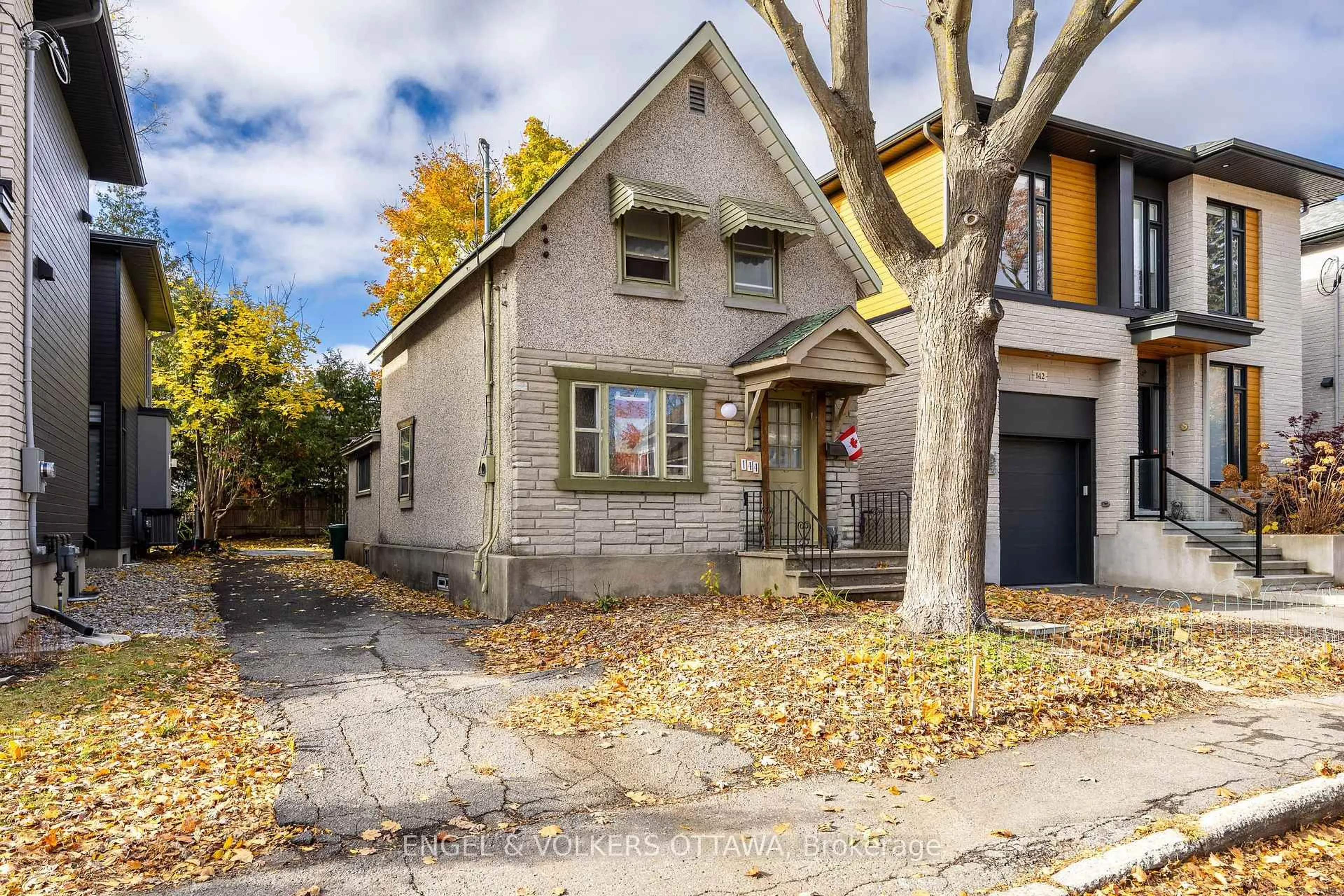 Home with brick exterior material, street for 144 Glenora St, Ottawa Ontario K1S 1J5