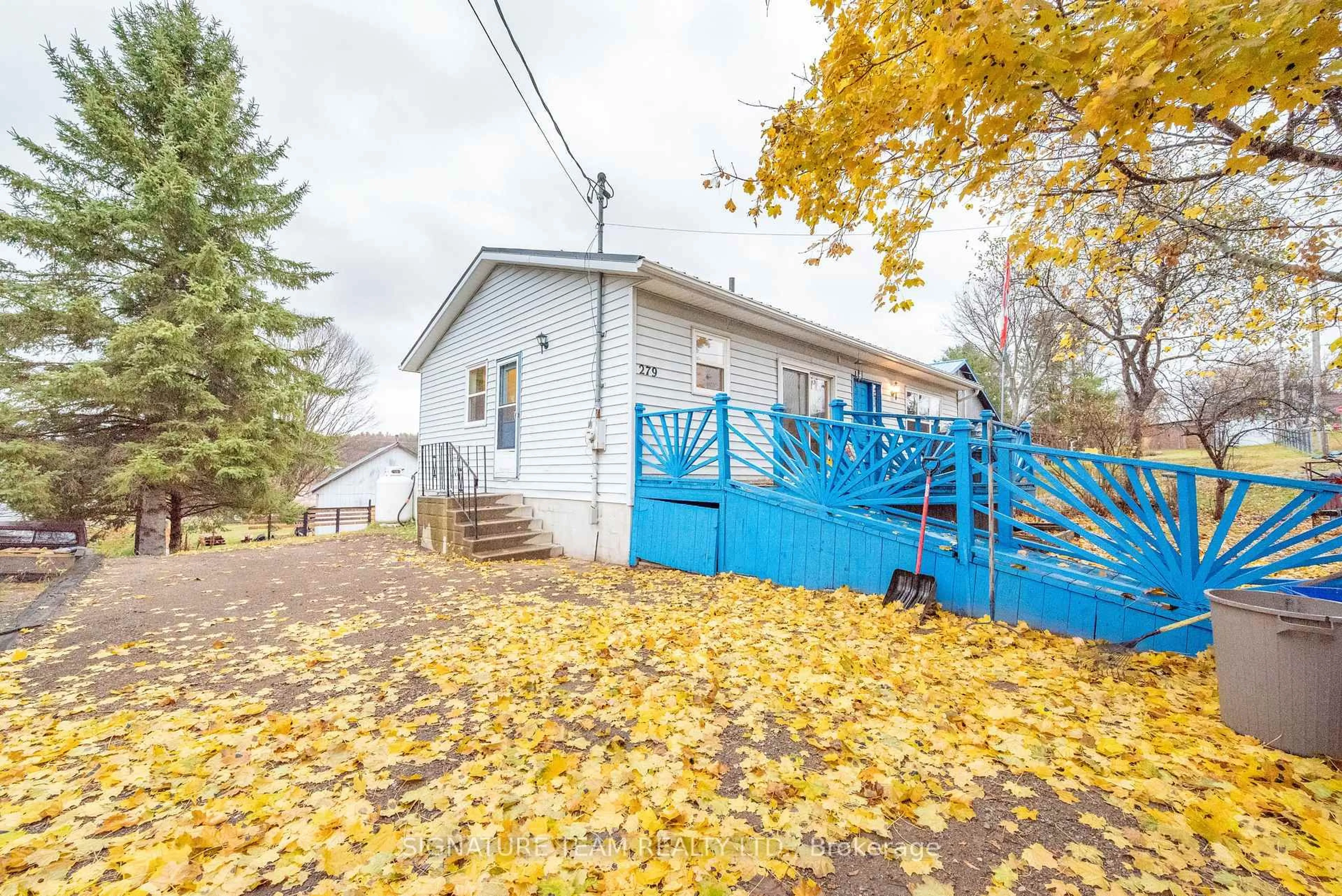 Patio, street for 279 Jessie St, Eganville Ontario K0J 1T0