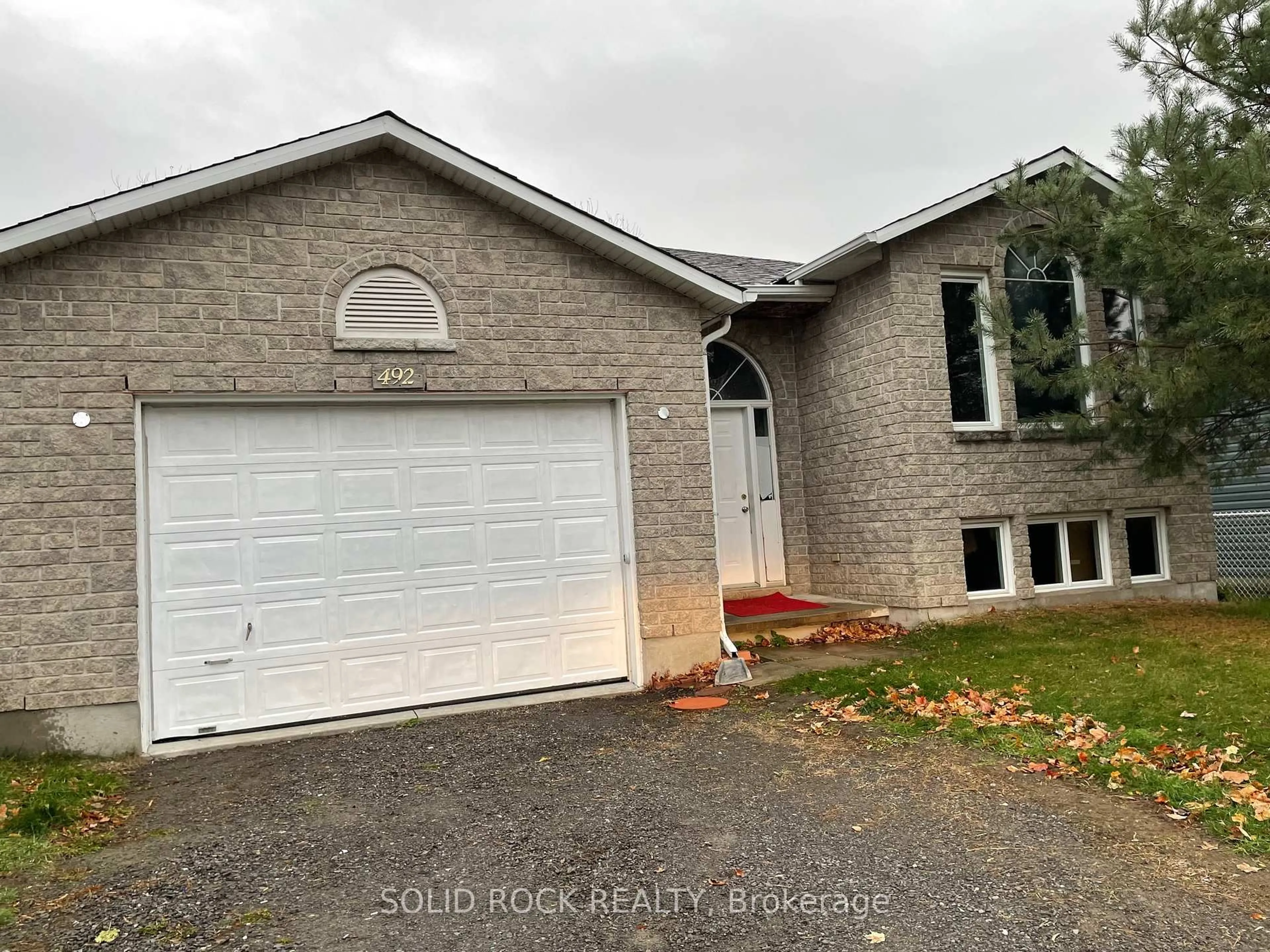 Unknown for 492 Boxwood St, Kingston Ontario K7M 9C4