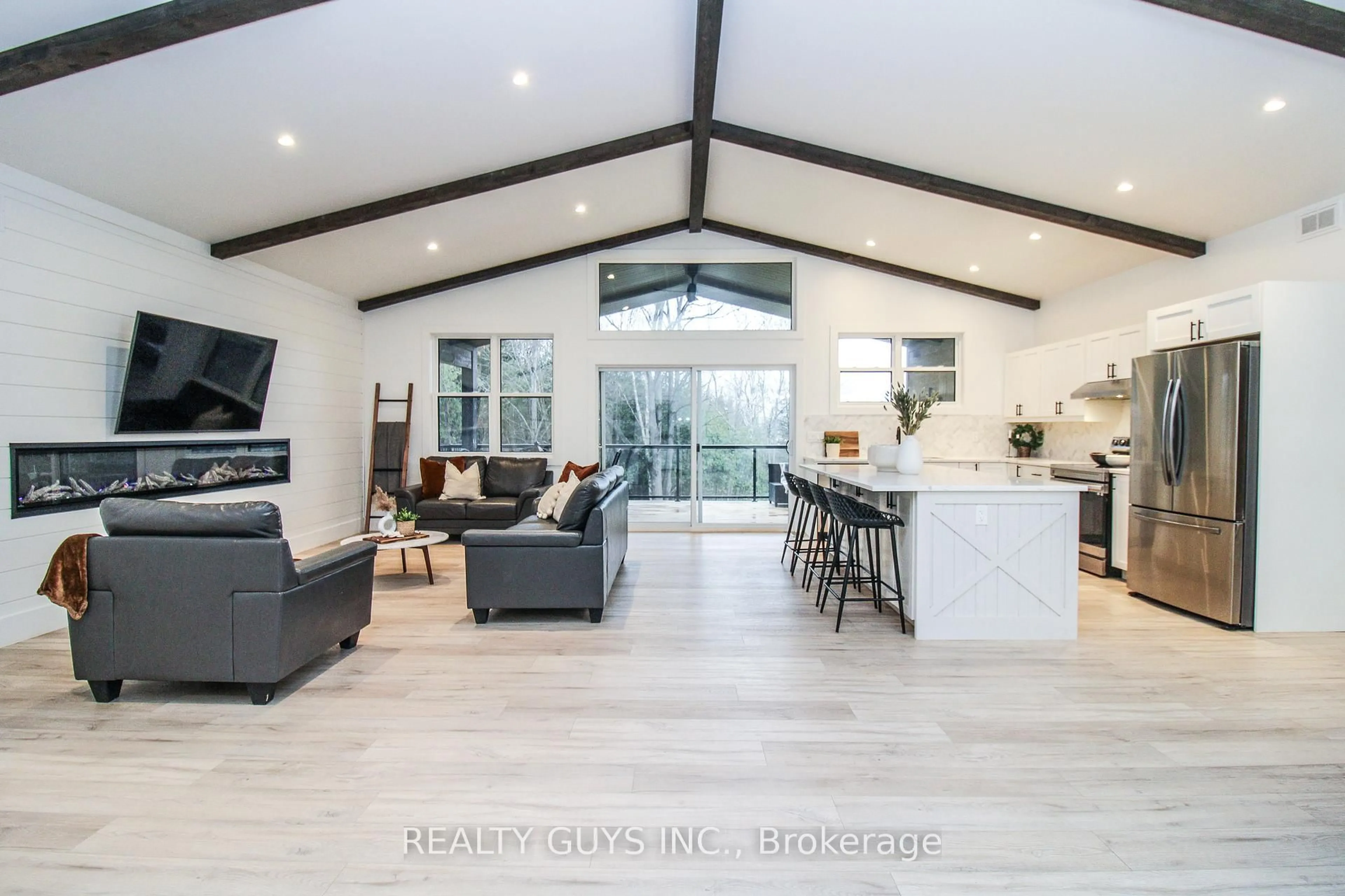 Unknown for 2 Ivy St, Kawartha Lakes Ontario K0L 2W0