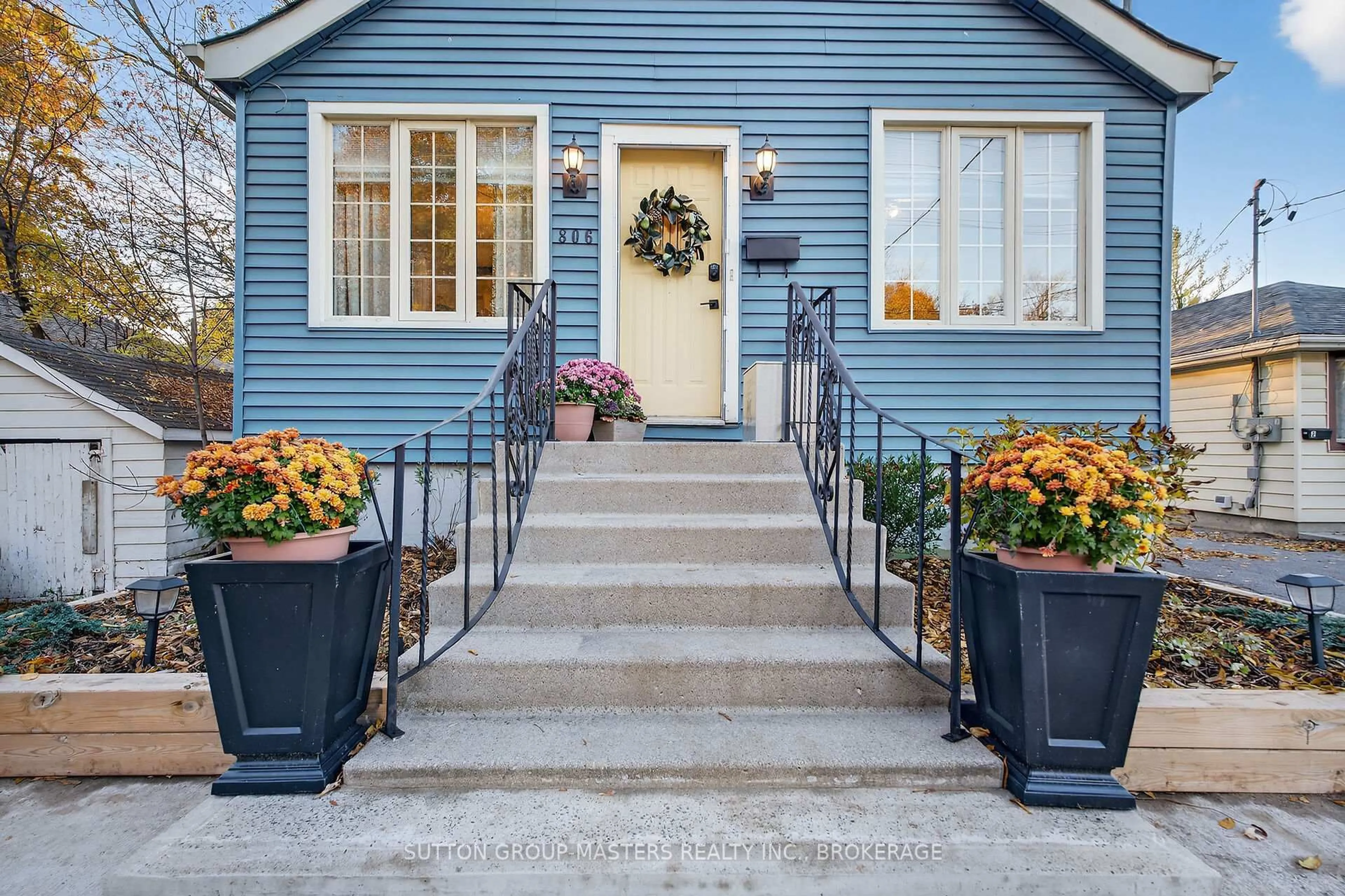 Unknown for 806 Portsmouth Ave, Kingston Ontario K7M 1W7