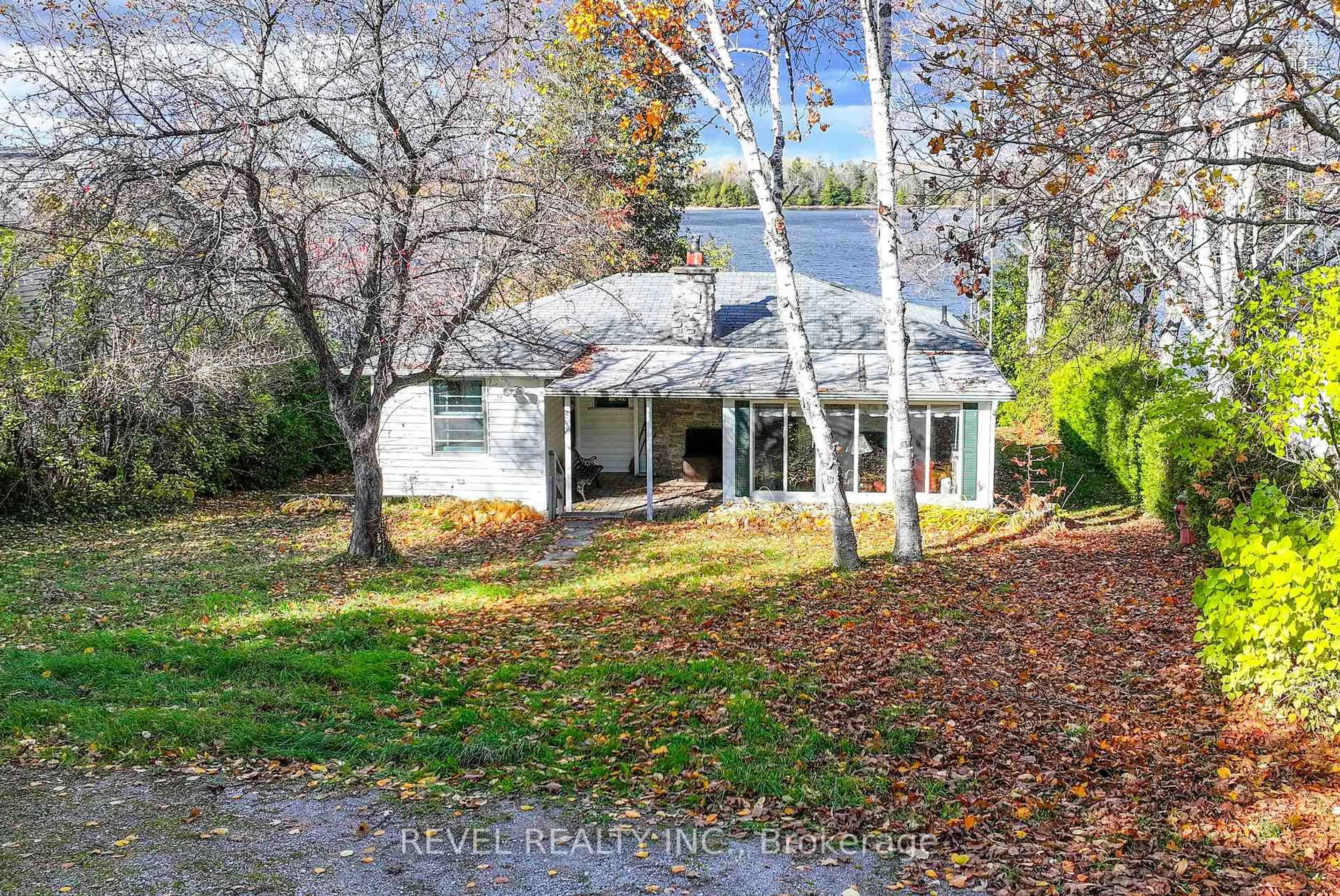 A pic from outside/outdoor area/front of a property/back of a property/a pic from drone, street for 39 North Taylor Rd, Kawartha Lakes Ontario K0M 2B0